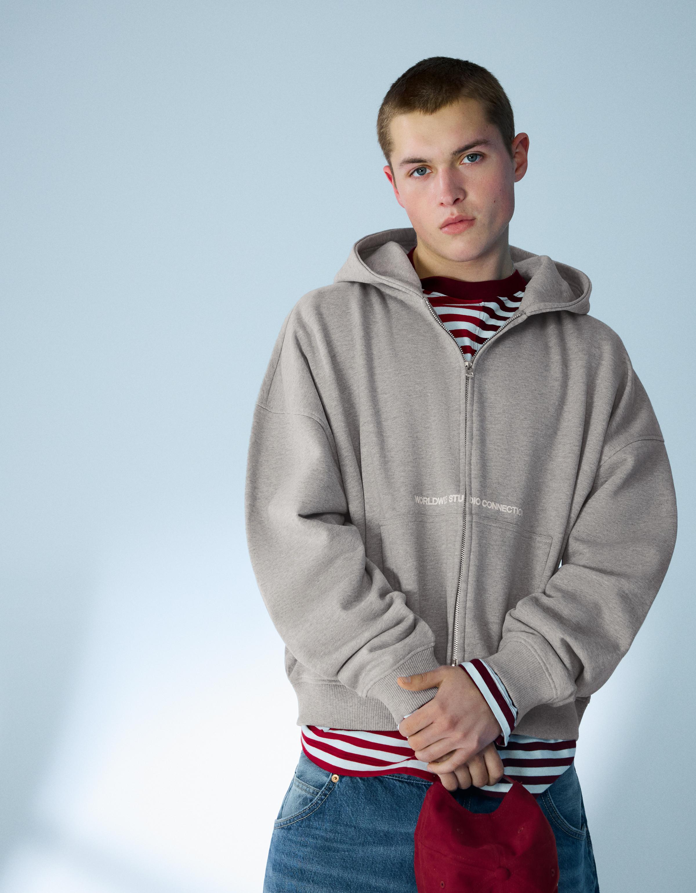Boxy crop zip sweatshirt - Sweatshirts and hoodies - Men | Bershka