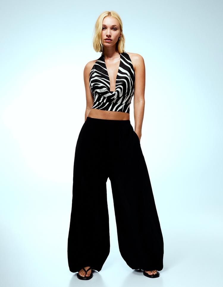 Drapeli ve zebra desenli top