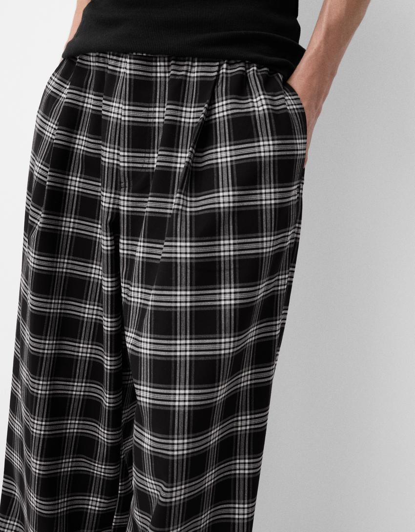 Calças direitas aos quadrados-Preto-3