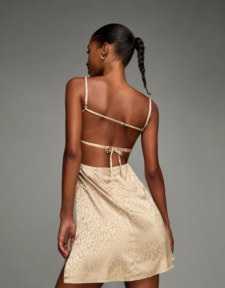 Jakarlı mini elbise