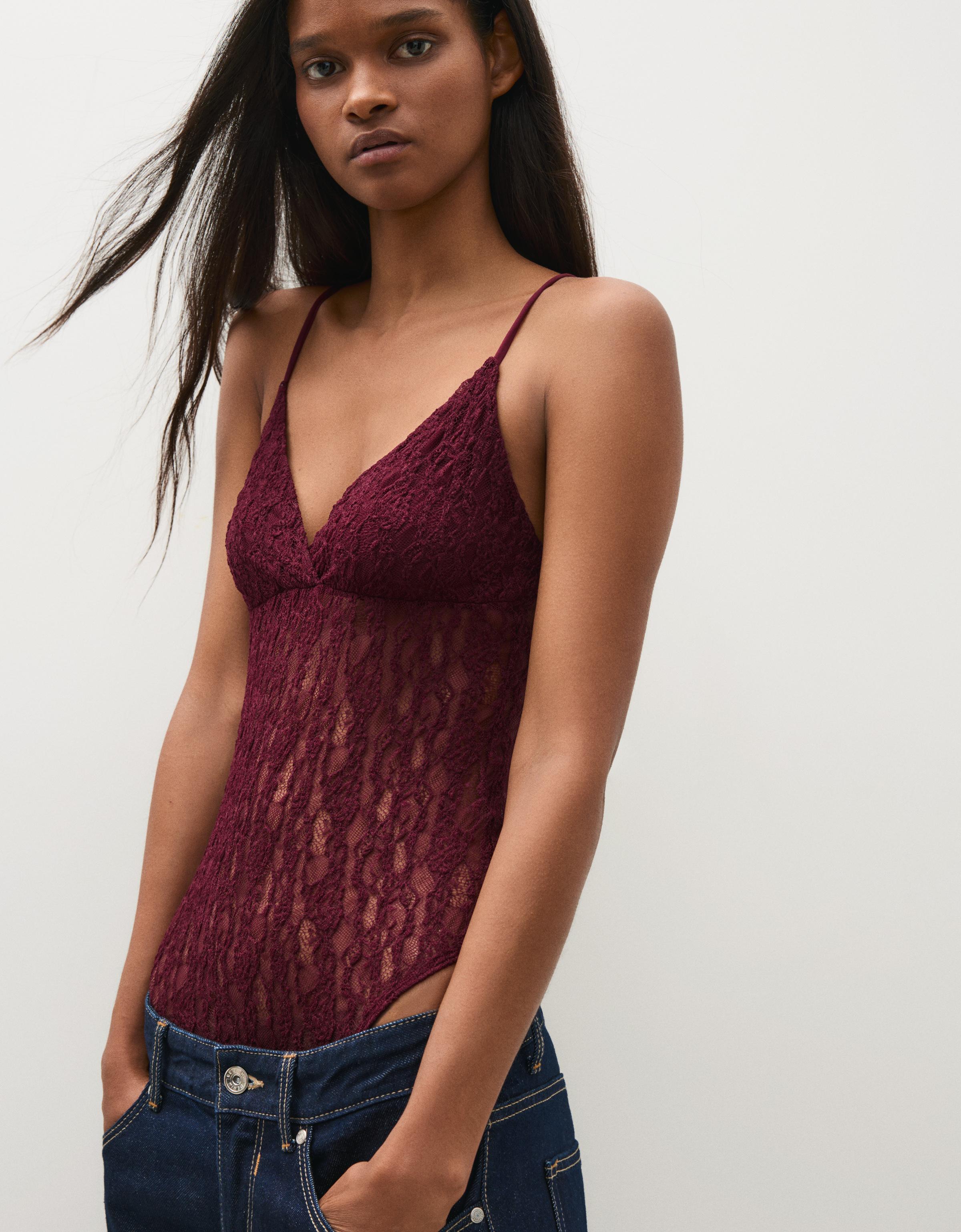 Lace strap body — Burgundy