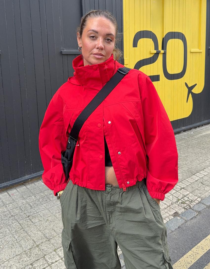 Veste technique résistant à l'eau et coupe-vent-Rouge