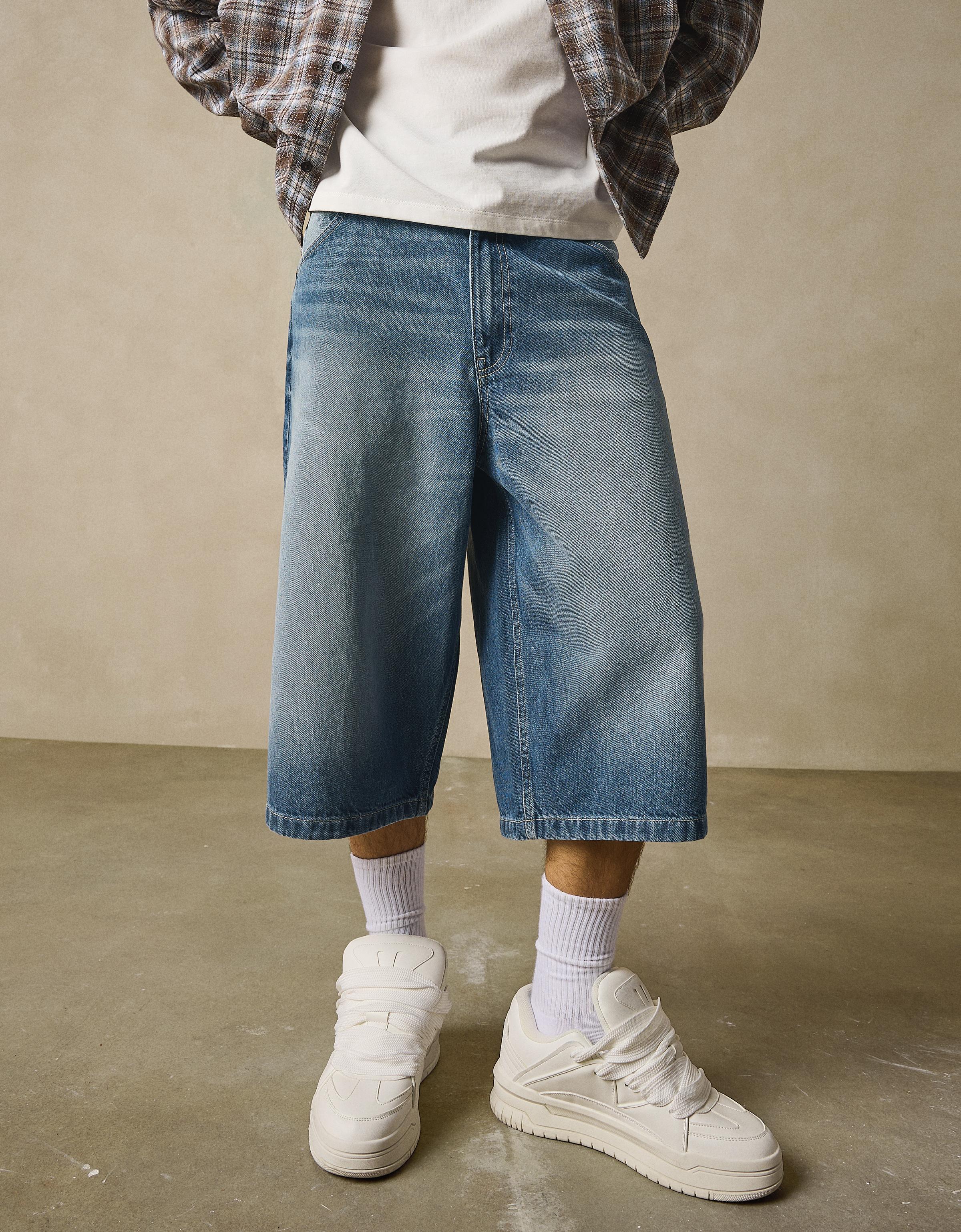 Super baggy denim Bermuda shorts — Light blue