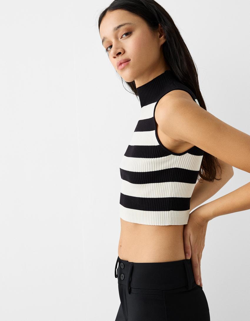 توب محاك بدون أكمام ورقبة عالية-أسود-2