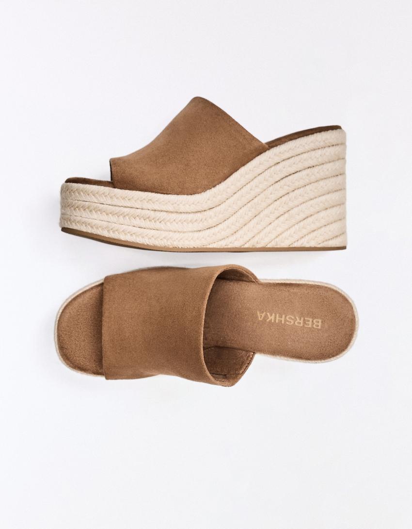 Jute wedge-Tan
