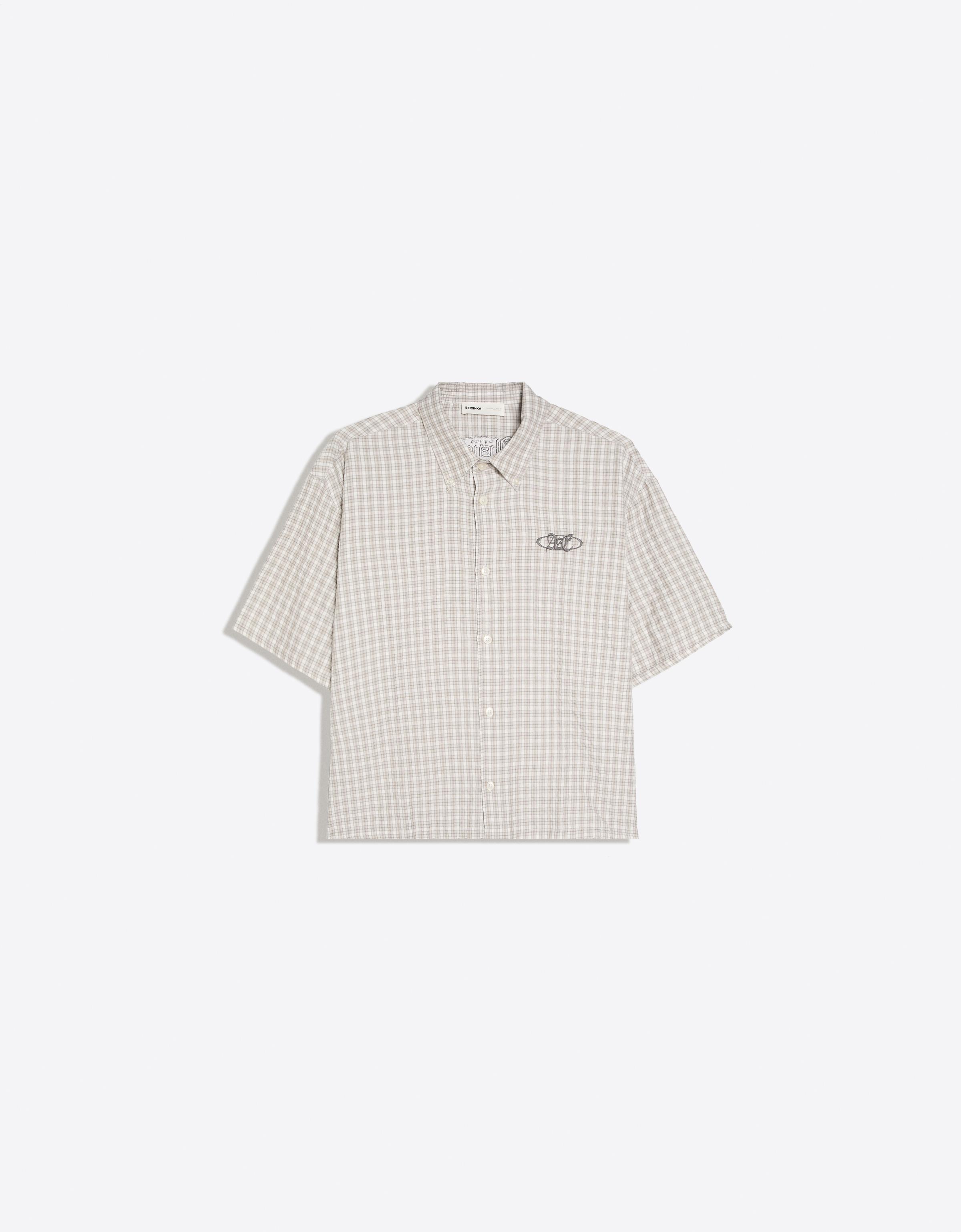 Bershka Camisa Manga Corta Boxy Print Hombre Gris Mezcla
