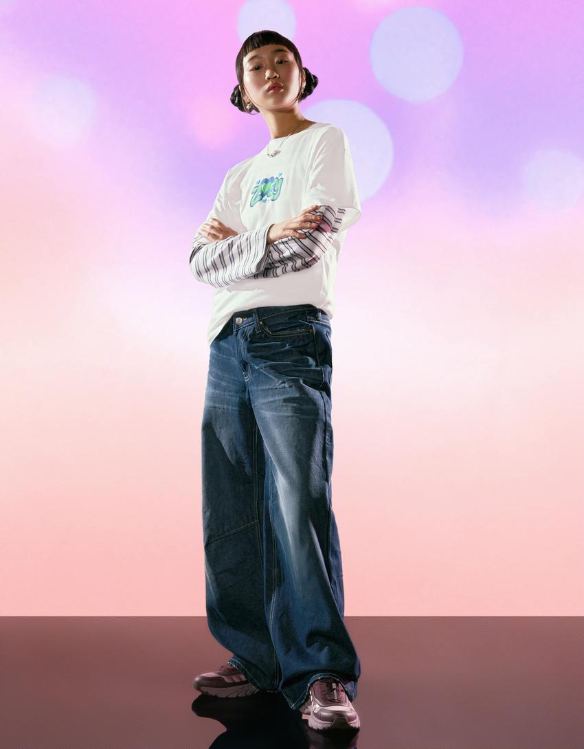 Camiseta KPop Demon Hunters Huntr/x manga corta print-Blanco roto