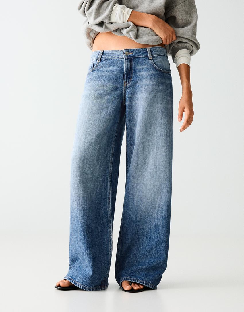Low-rise wide-leg jeans-Light blue