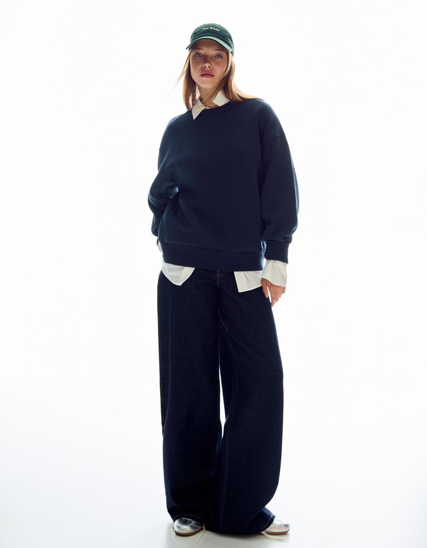 Sweatshirt oversize com bolsos-Marinho