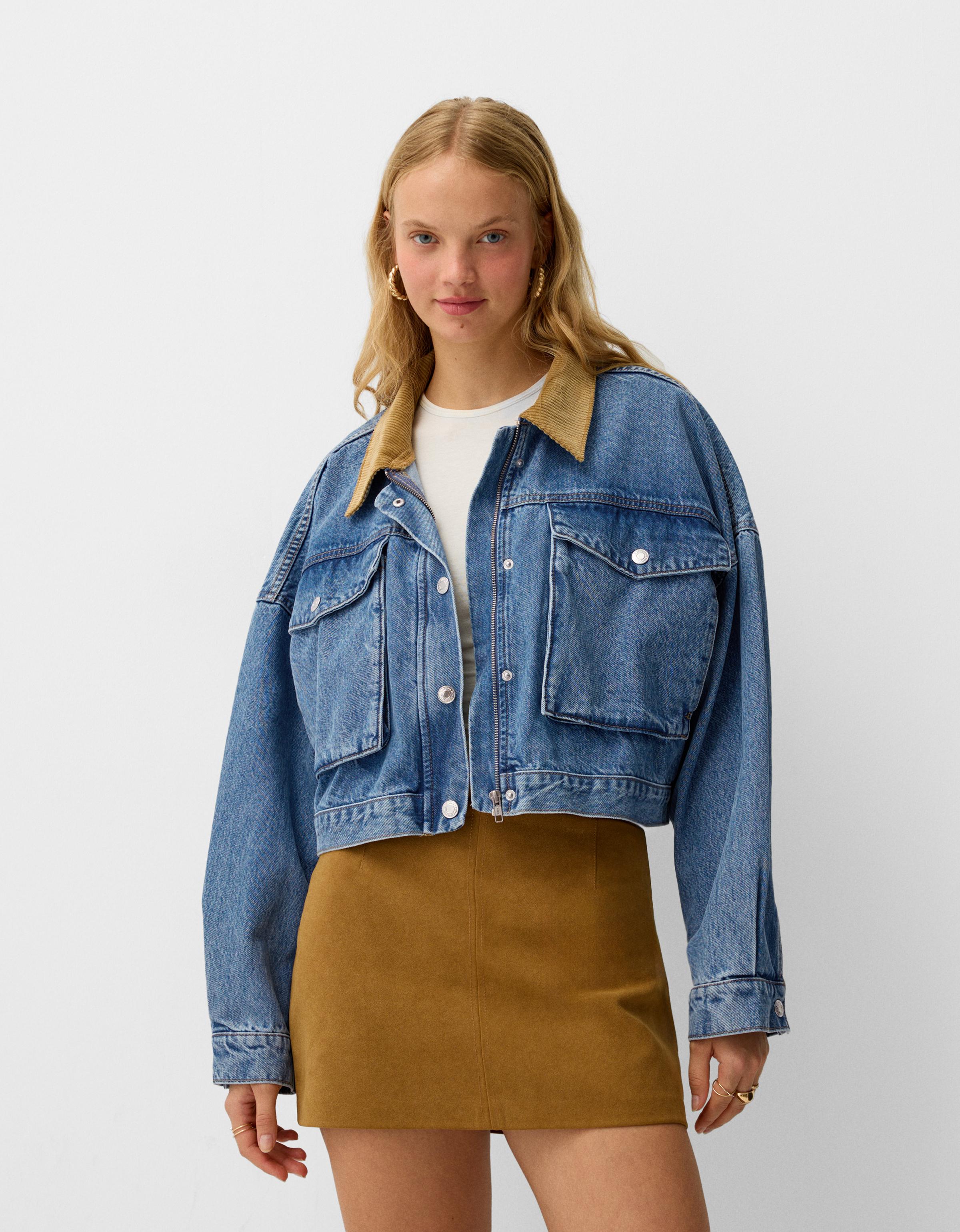 Bershka Cropped-Jeansjacke Mit Farblich Abgesetztem Kragen Damen Xs Ausgewaschenes Blau