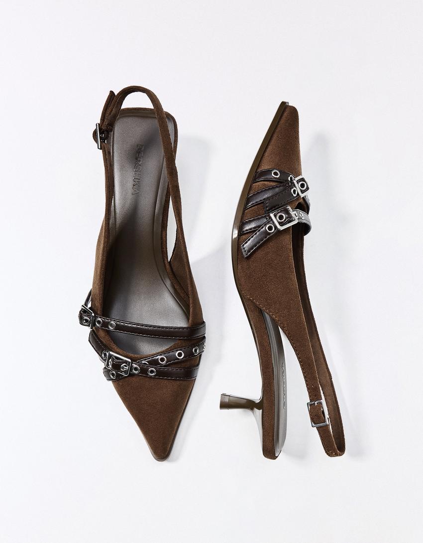 Escarpins à talon kitten heel ouverts à boucles-Marron