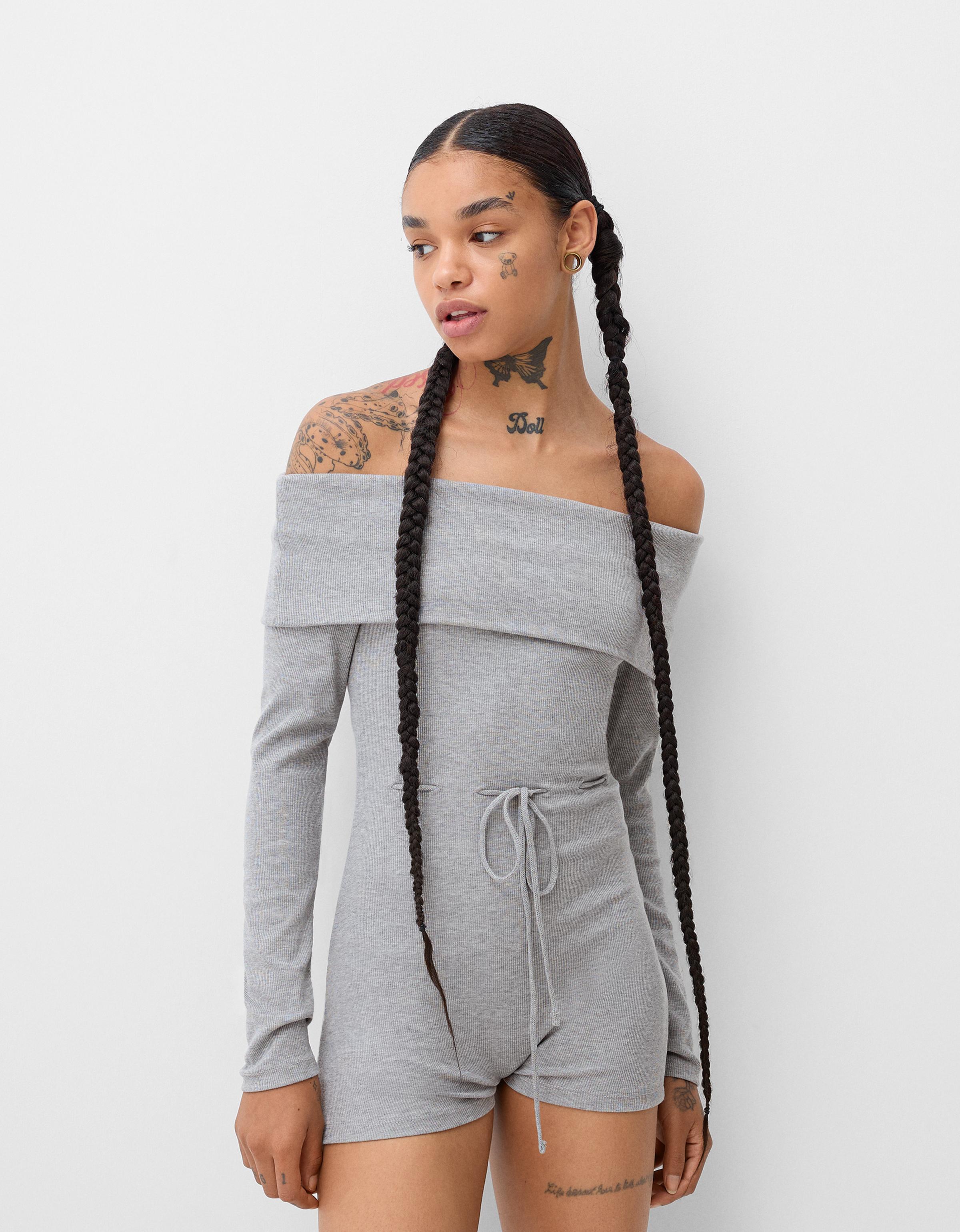 Bershka Kurzer Jumpsuit Mit Langen Ärmeln Und Carmen-Ausschnitt Damen L Grau