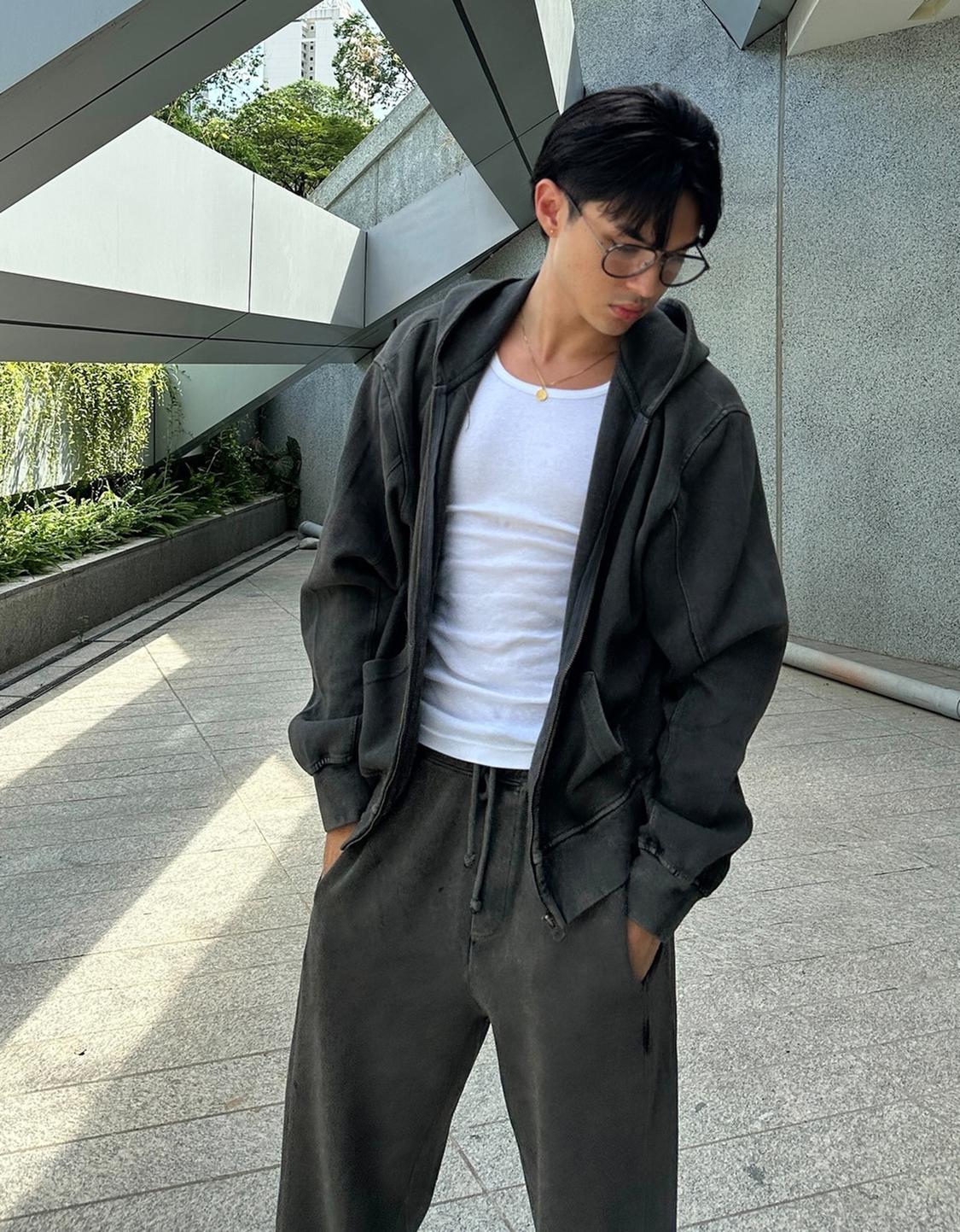 Cropped boxy fit zip-up sweatshirt
