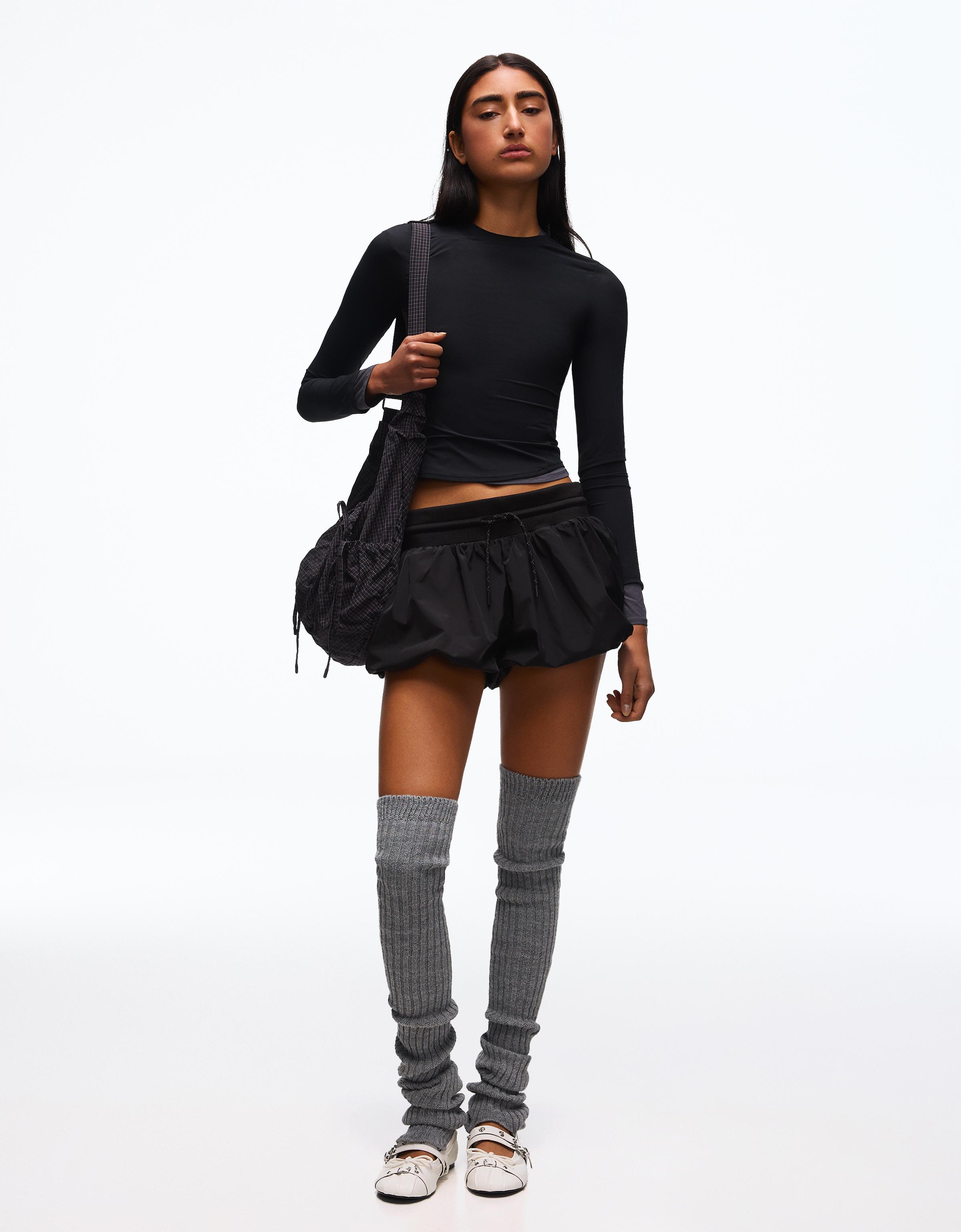 Bershka Falda Pantalón Mini Técnico Cintura Elástica Mujer Negro