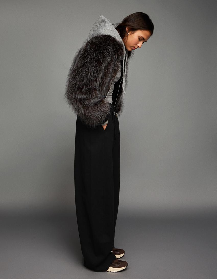 Barrel szabású, plüss nadrág-Fekete