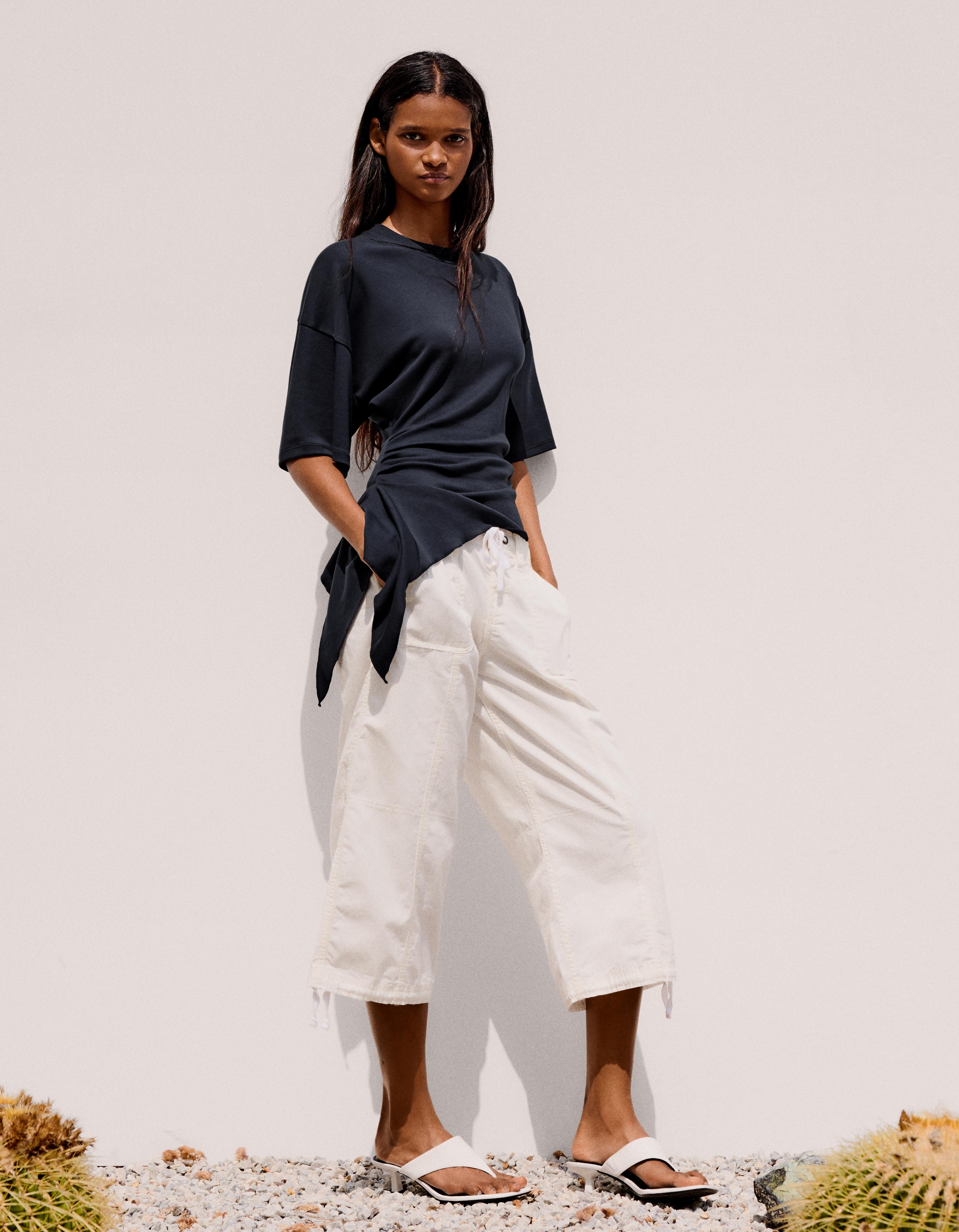 Short sleeve gathered T-shirt — Navy