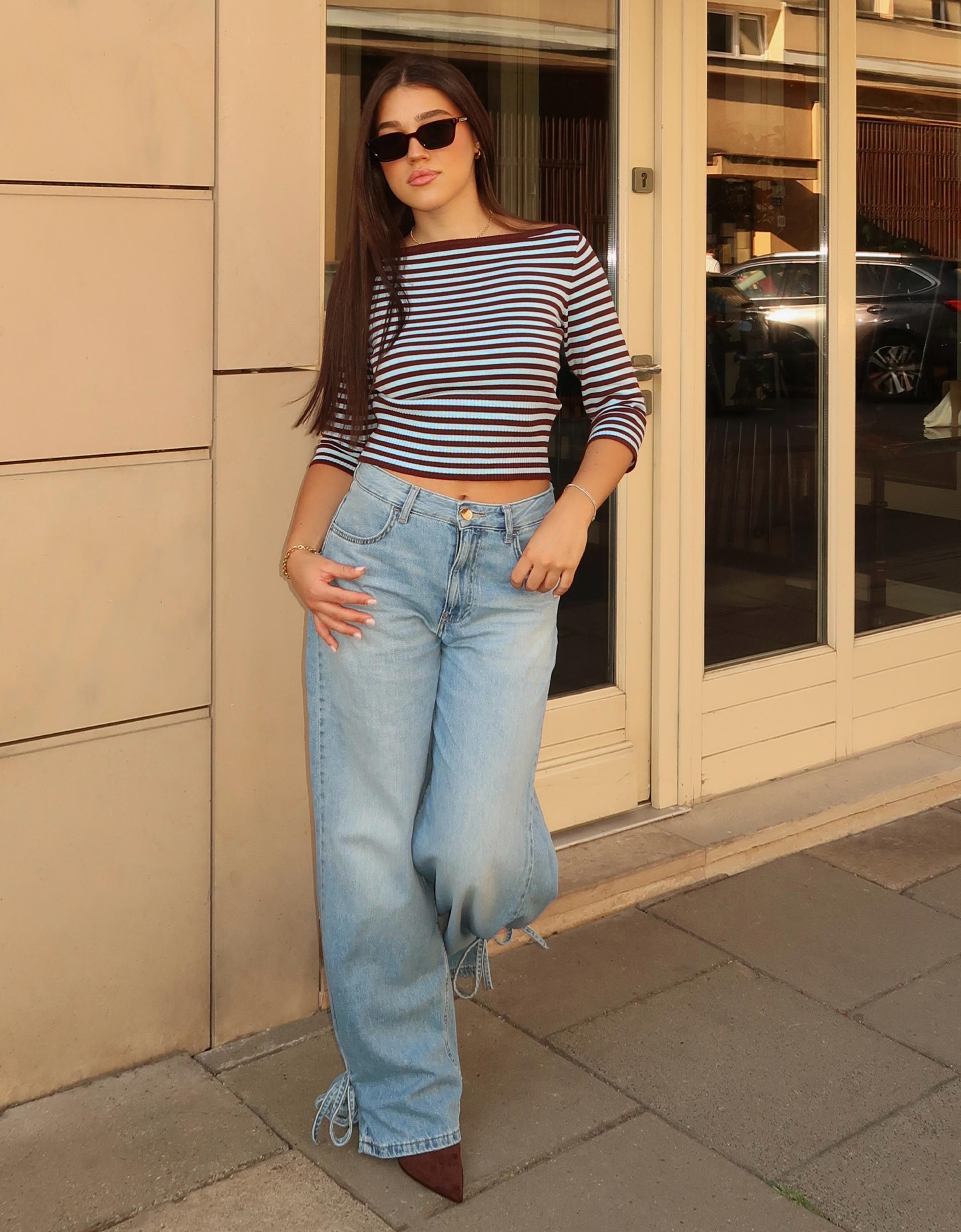 High-waist barrel jeans with ties — Light blue
