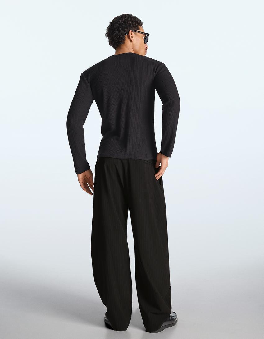 Calças super baggy fit pinças tailored fit-Preto