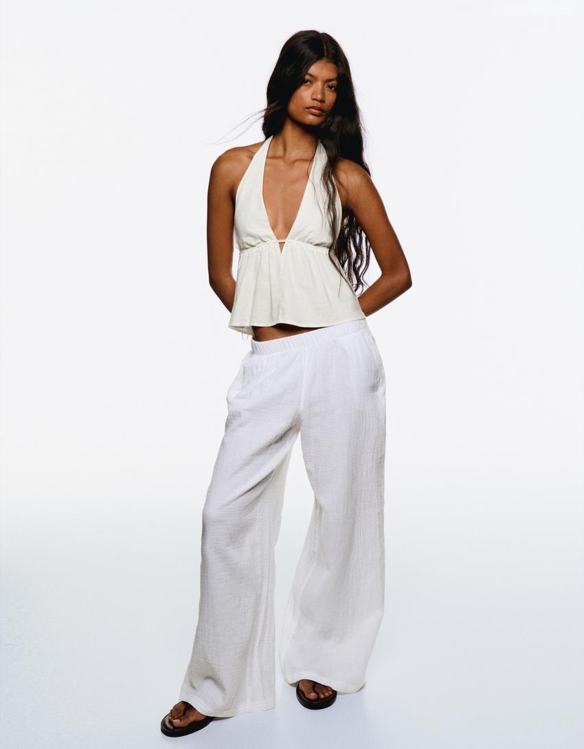 Top halter con lino Camisetas y tops Mujer Bershka