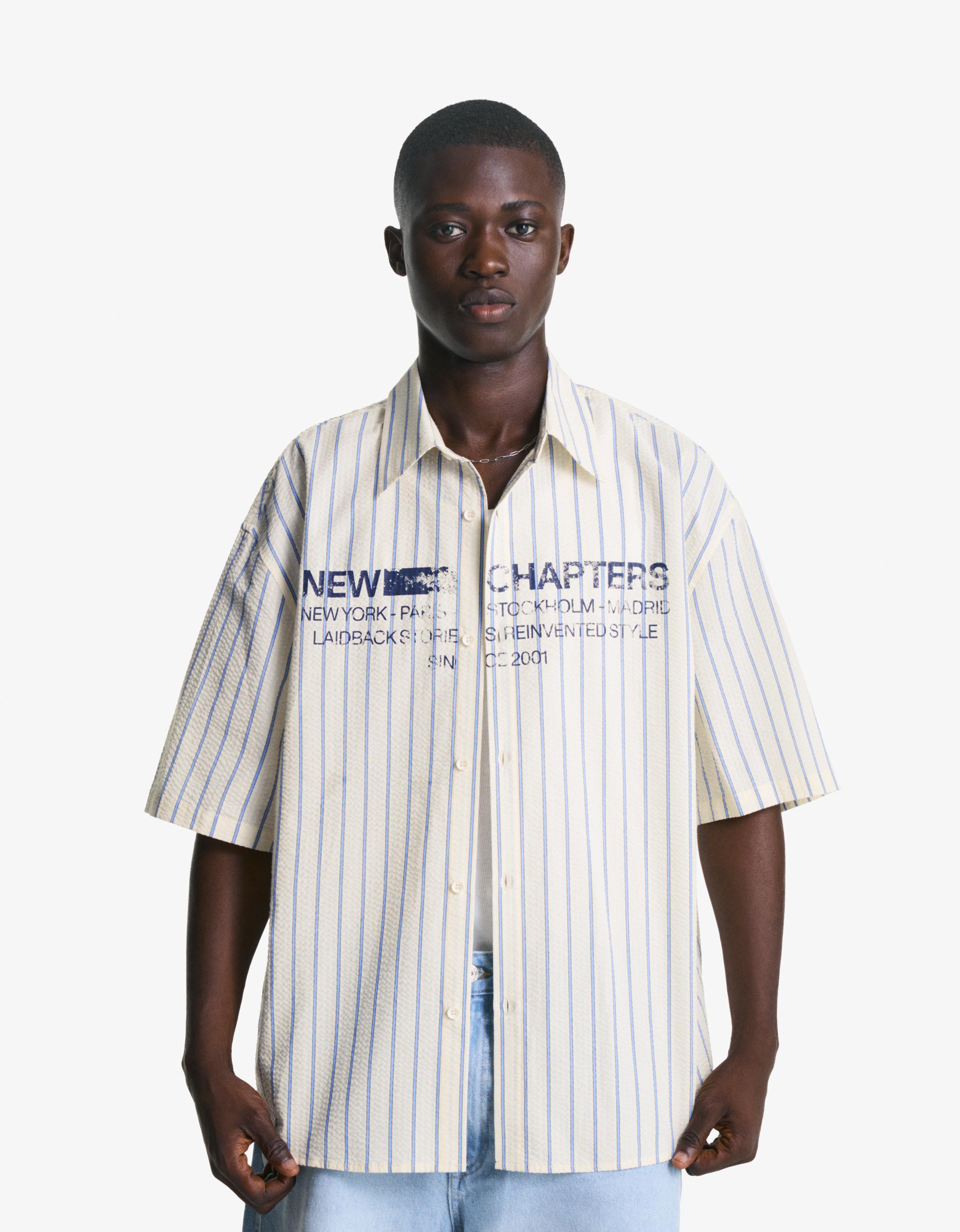 Bershka Oversize-Hemd Mit Kurzen Ärmeln Und Print Herren M Grbrochenes Weiss