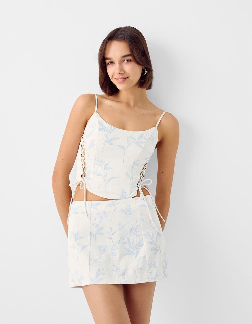 تنورة قصيرة جاكار ساتان-كريمي-1