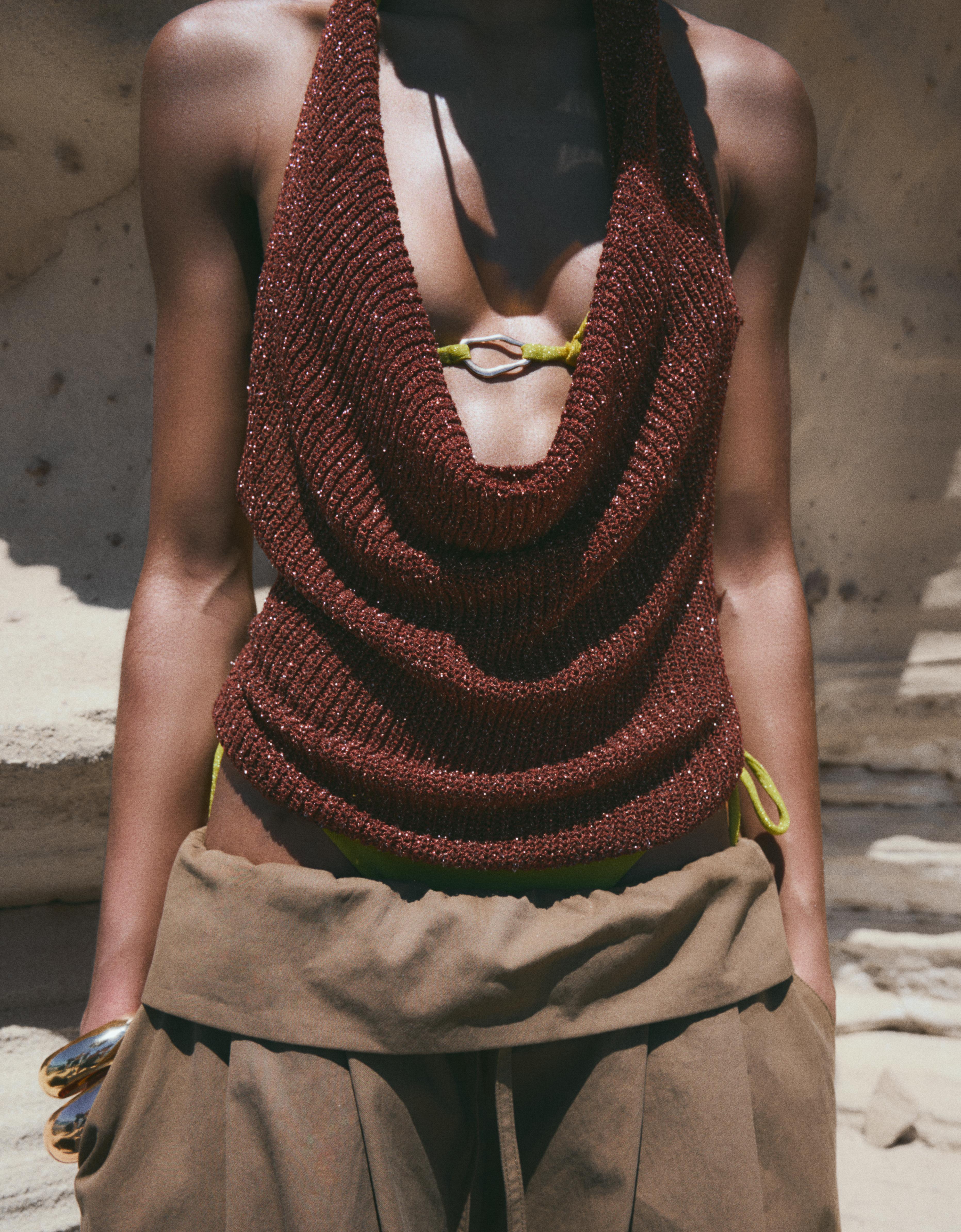 Draped halter top with metallic thread — Brown
