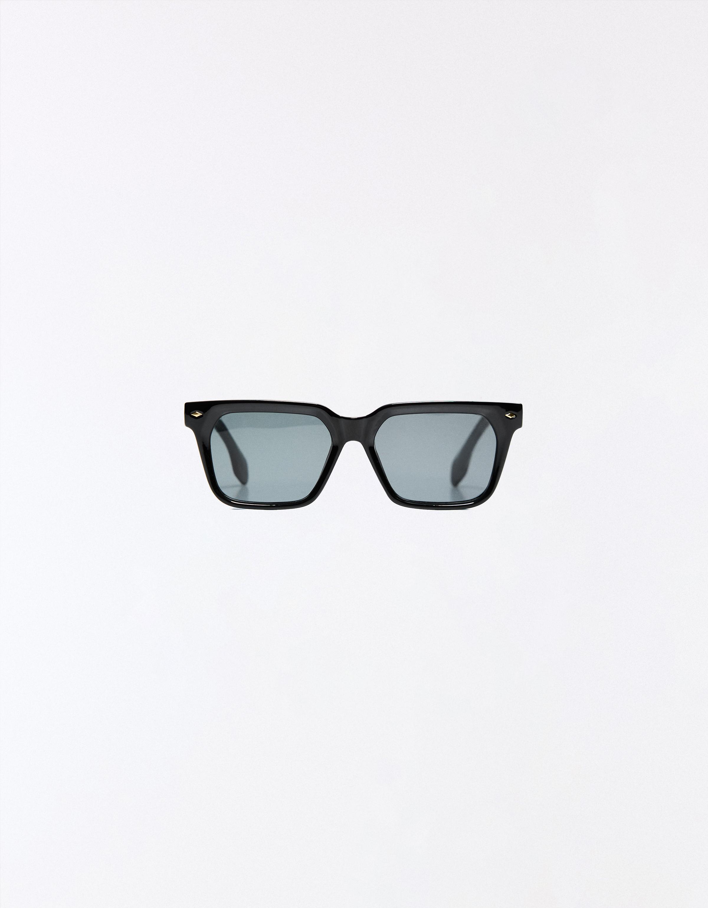 Plastic sunglasses — Black