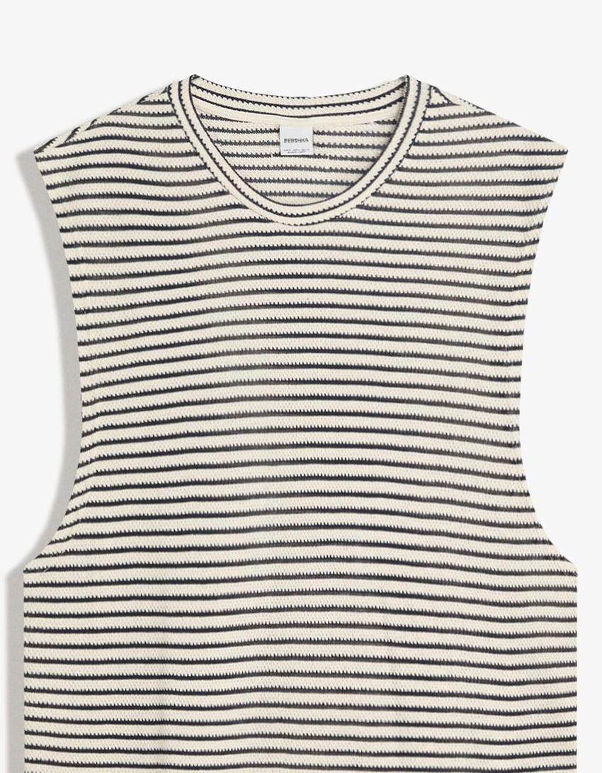 Фланелка без ръкави с квадратна кройка-Бяло