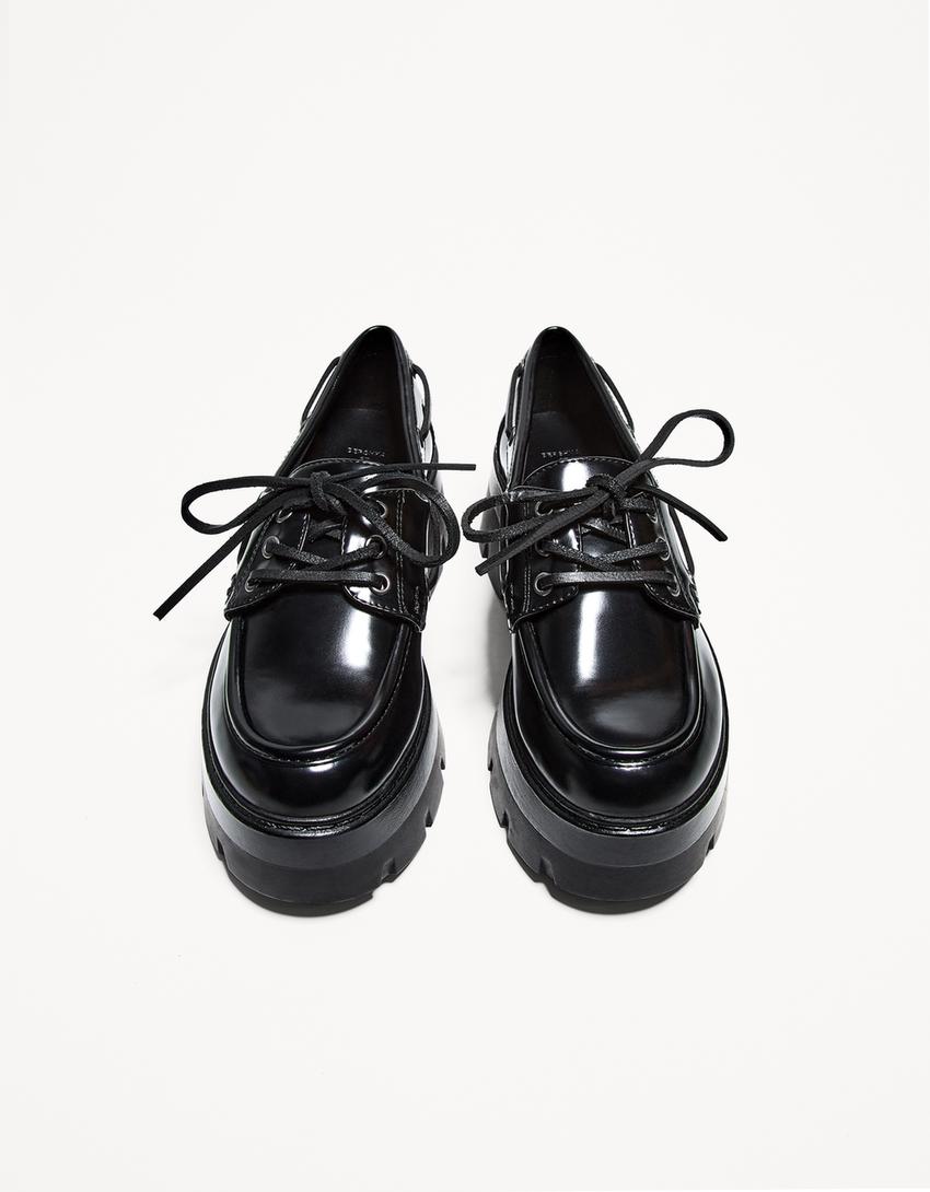 Sepatu dek sol tebal-HITAM