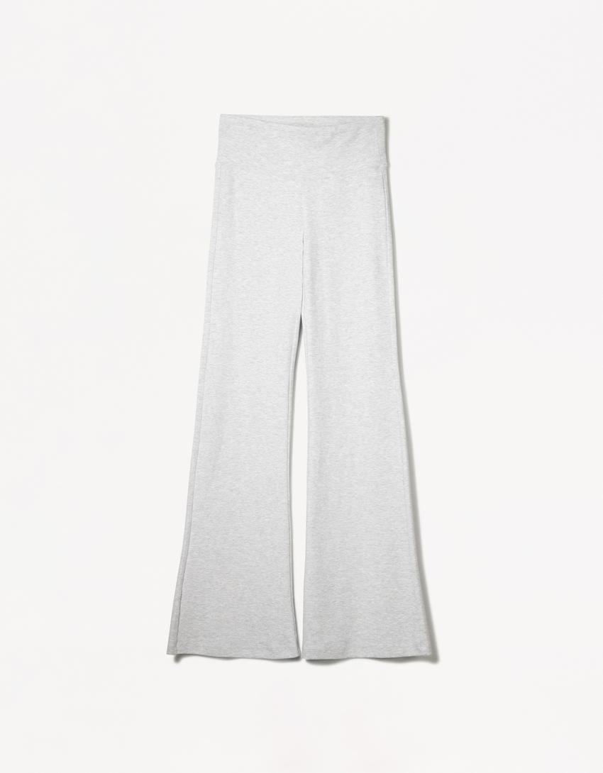 Pantalón flare-Gris