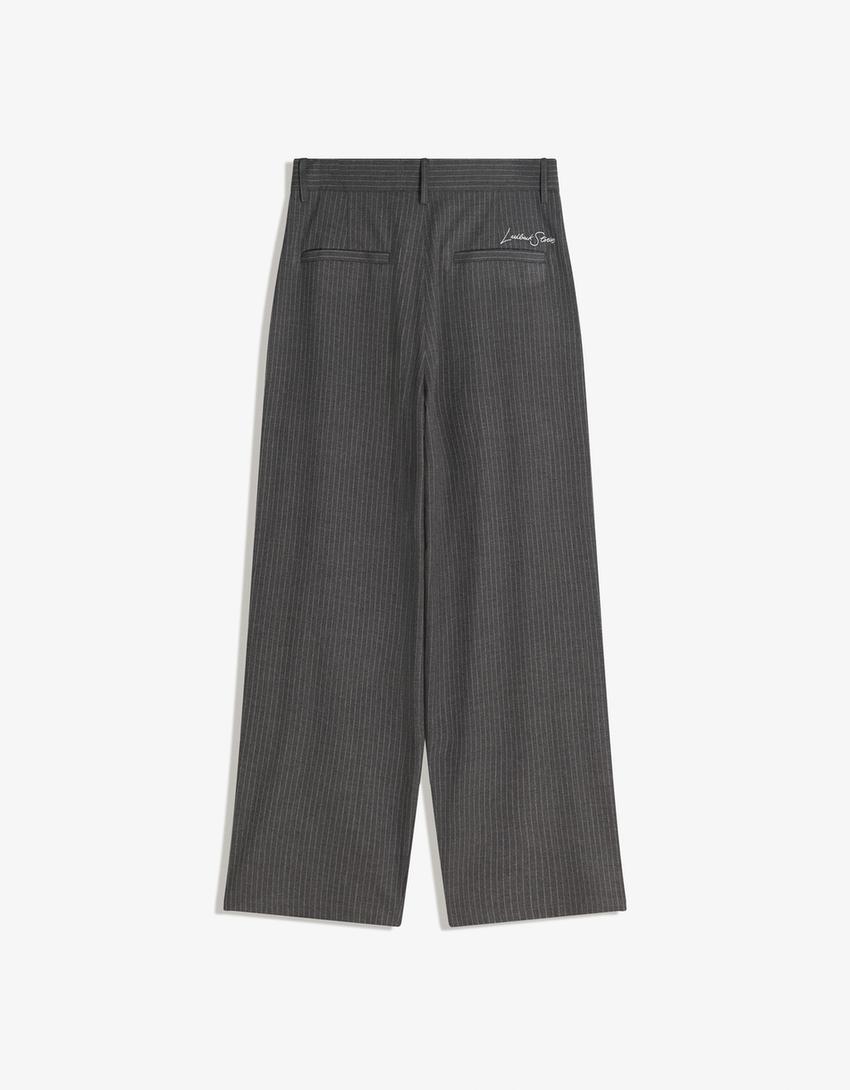 Superbaggy-Hose mit Nadelstreifen-Grau