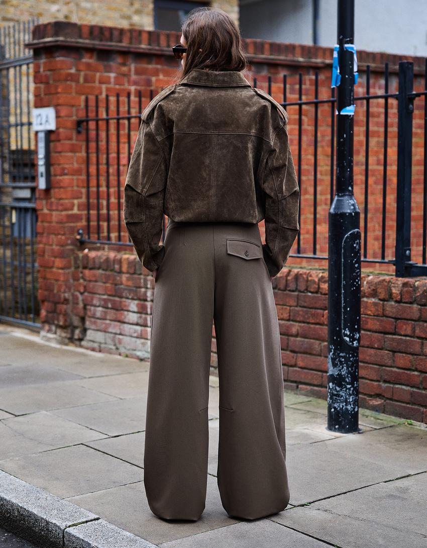 Pleated barrel-leg trousers-Sand