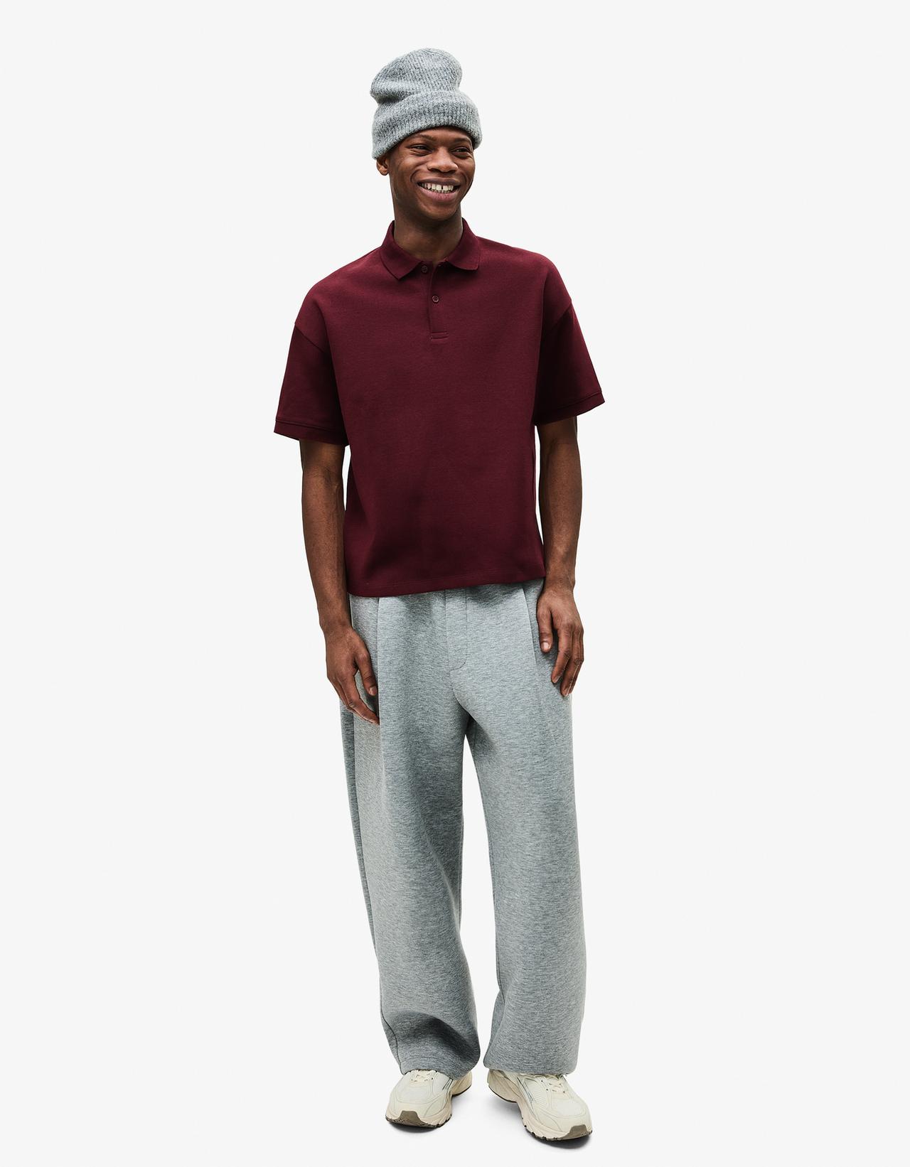Short sleeve polo shirt — Maroon