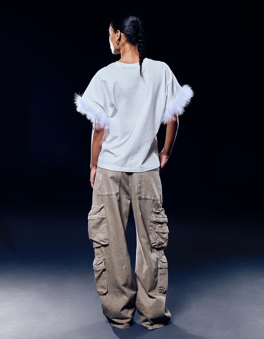 Oversize short sleeve T-shirt with feathers-Cream-1