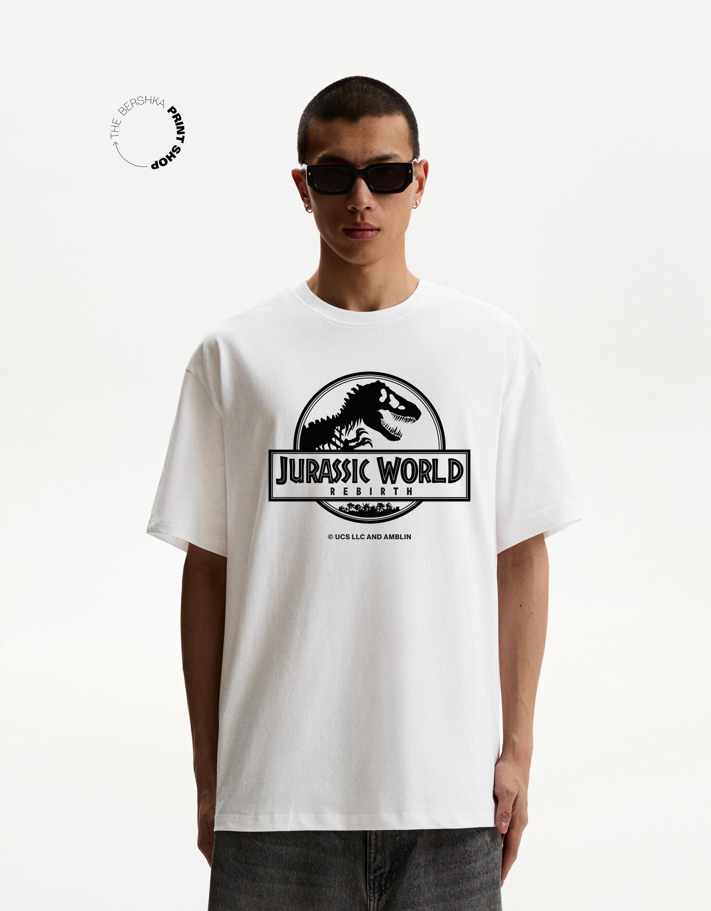 Bershka Jurassic World T-Shirt Mit Kurzen Ärmeln Herren Xxs Weiss