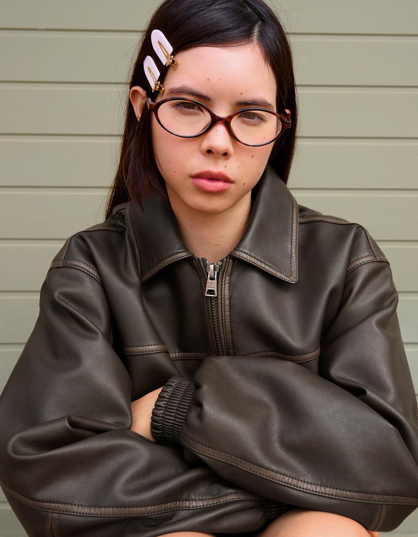 Oversized jack met leereffect-Bruin