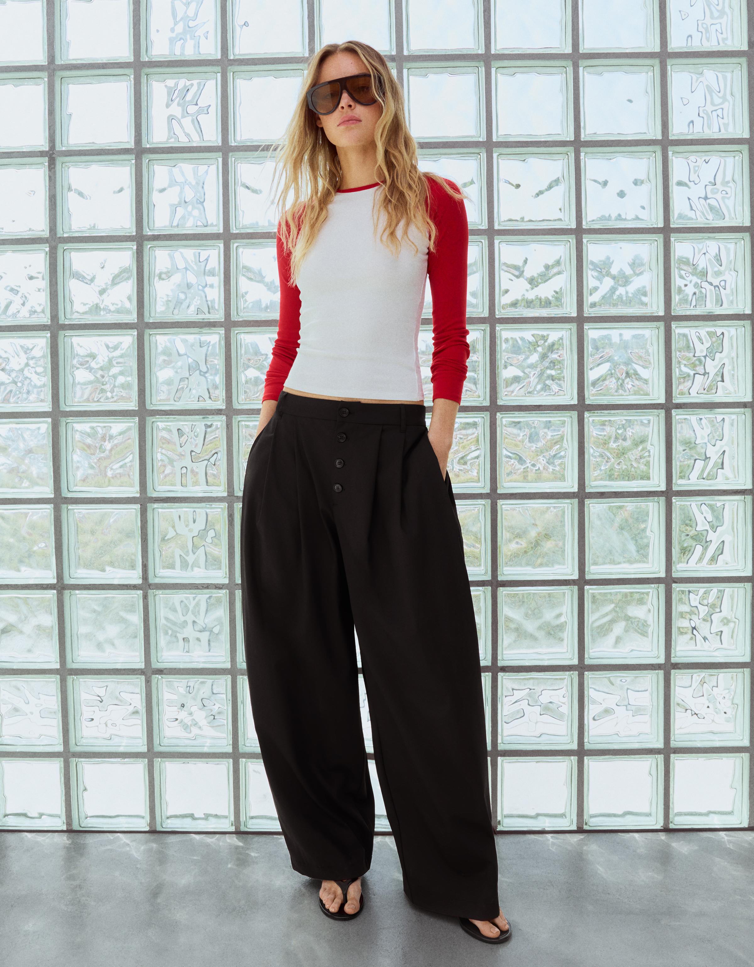 Bershka Pantalón Pliegues Laterales Mujer Negro
