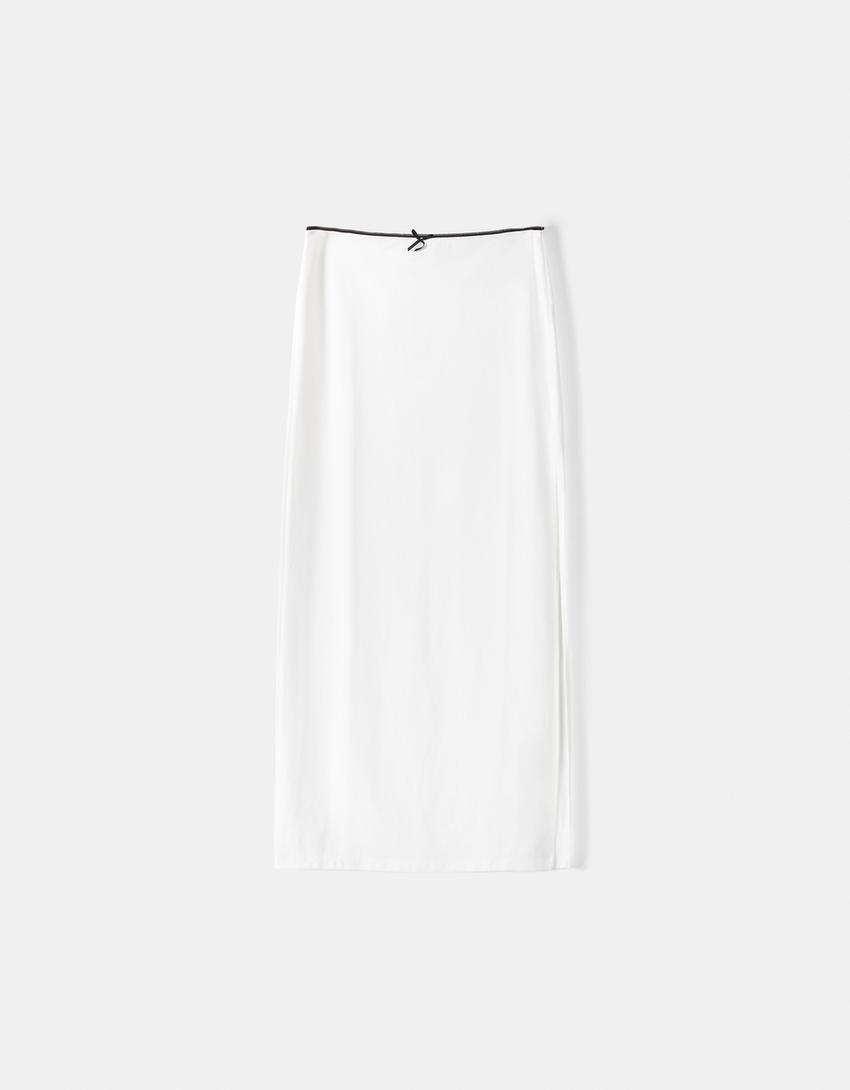 تنورة متوسطة الطول بتفصيل ربطة-أبيض مطفي-6