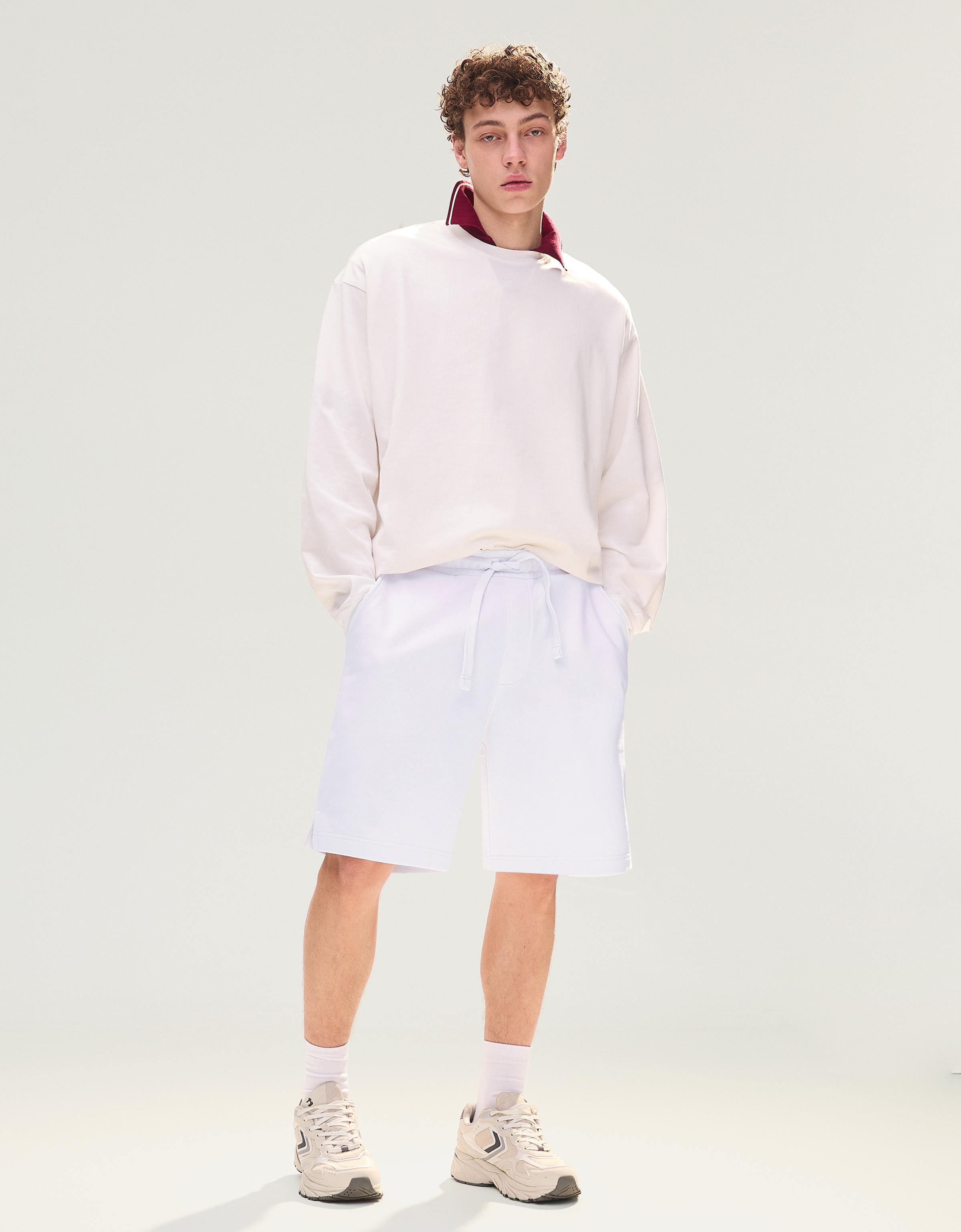 Plush Bermuda shorts — White