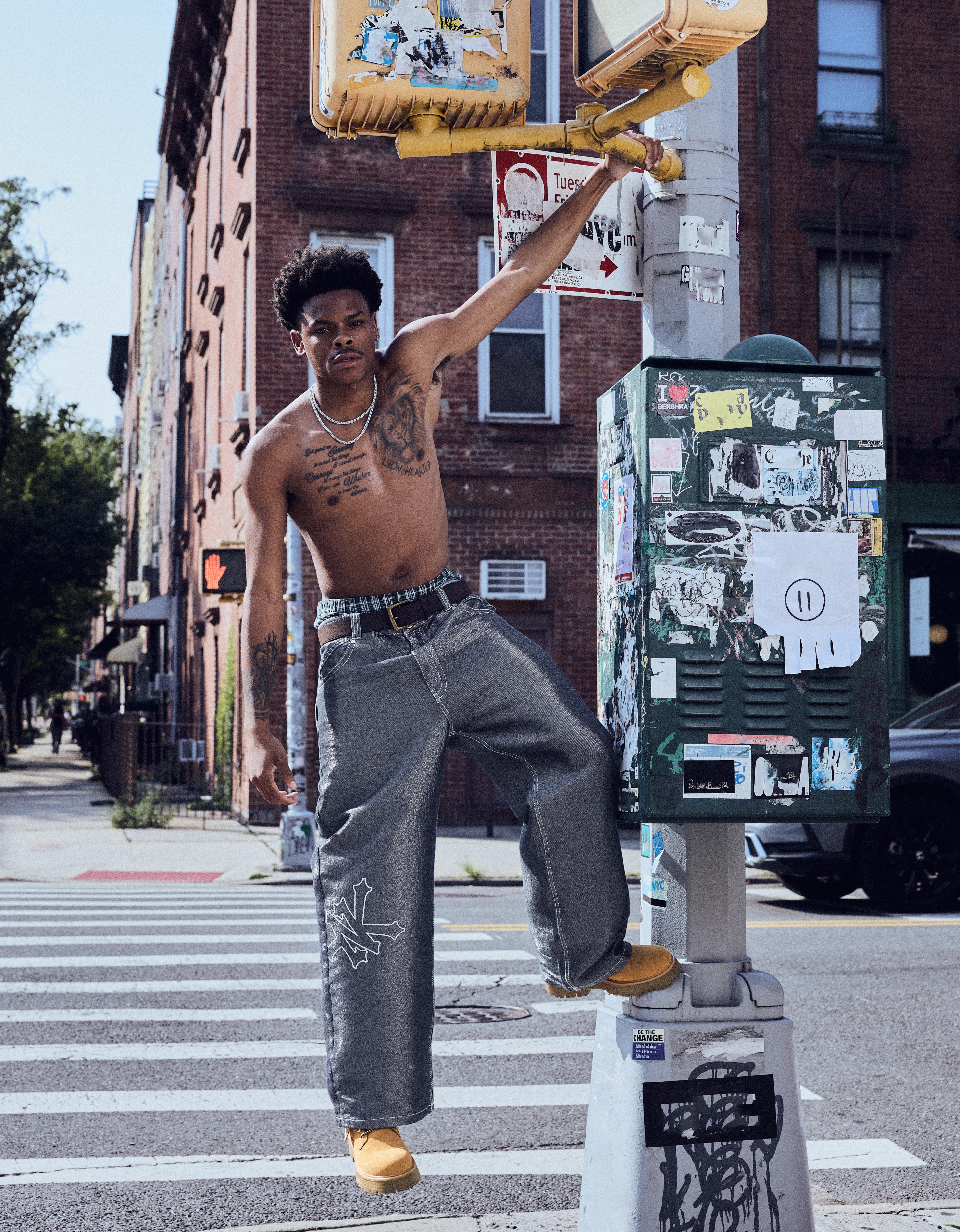 ZOO YORK X BERSHKA embroidered jeans — Grey