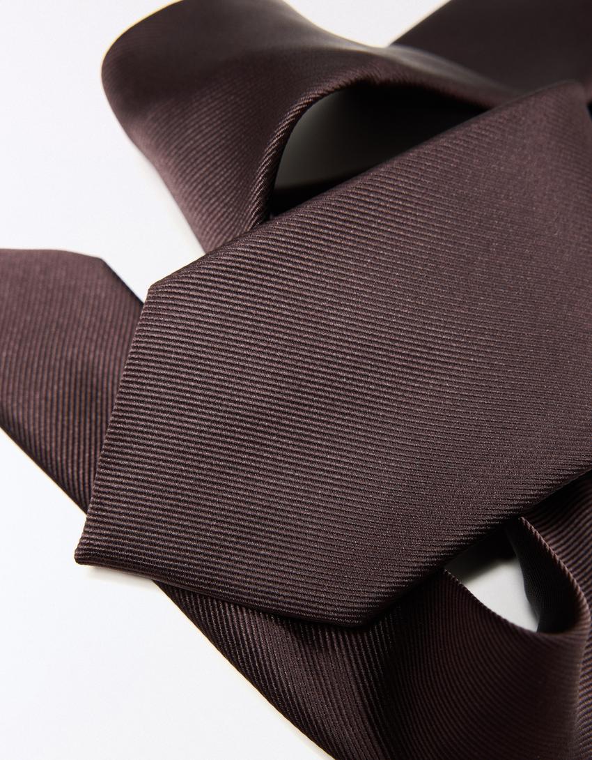 Solid tie-Brown
