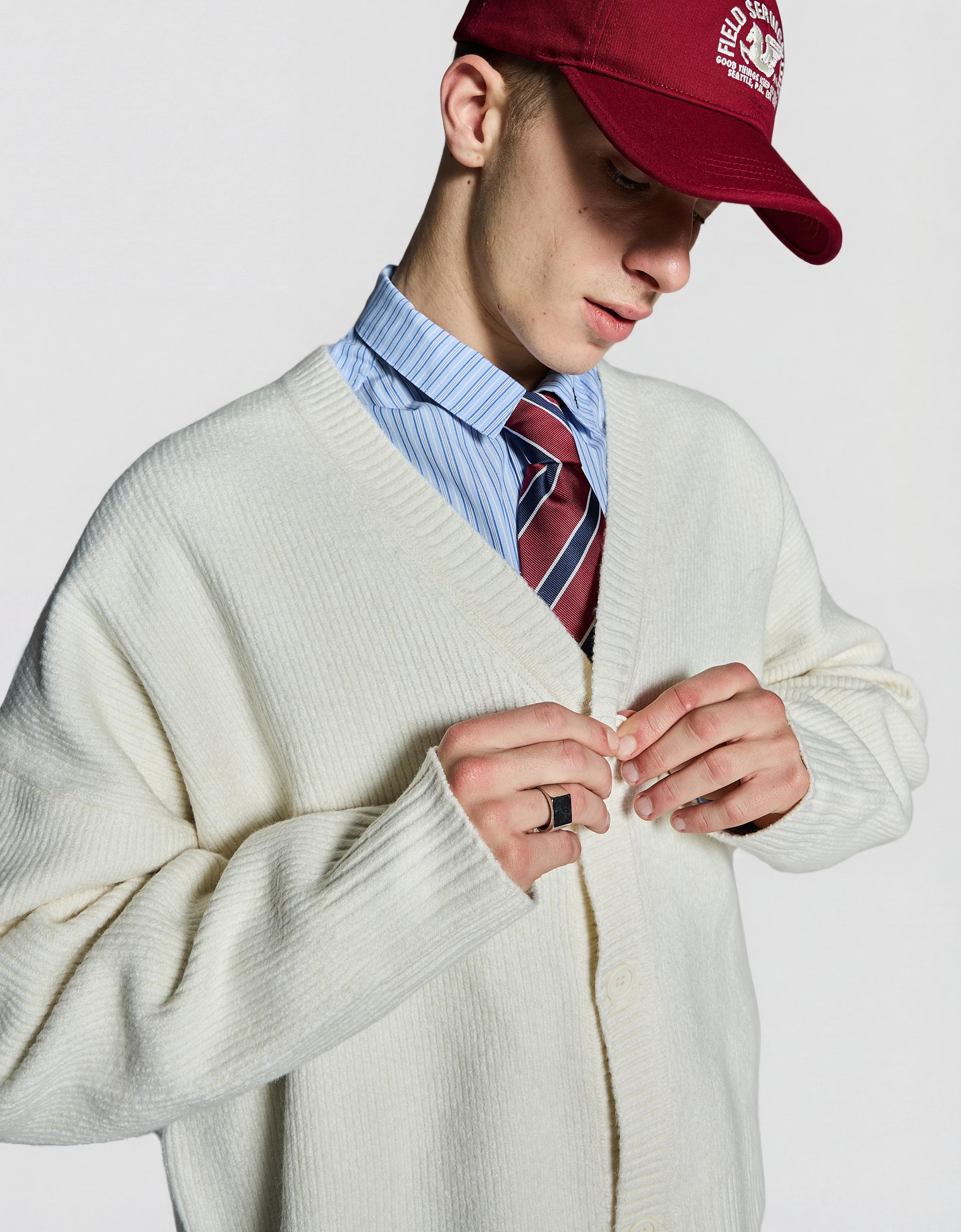 Striped tie — Burgundy