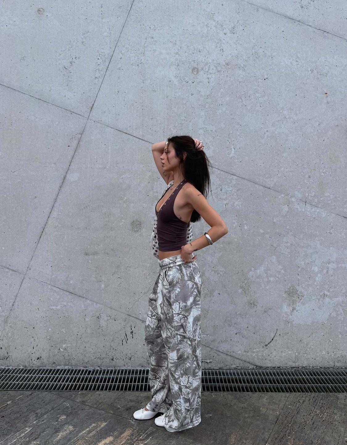 Plush barrel printed trousers