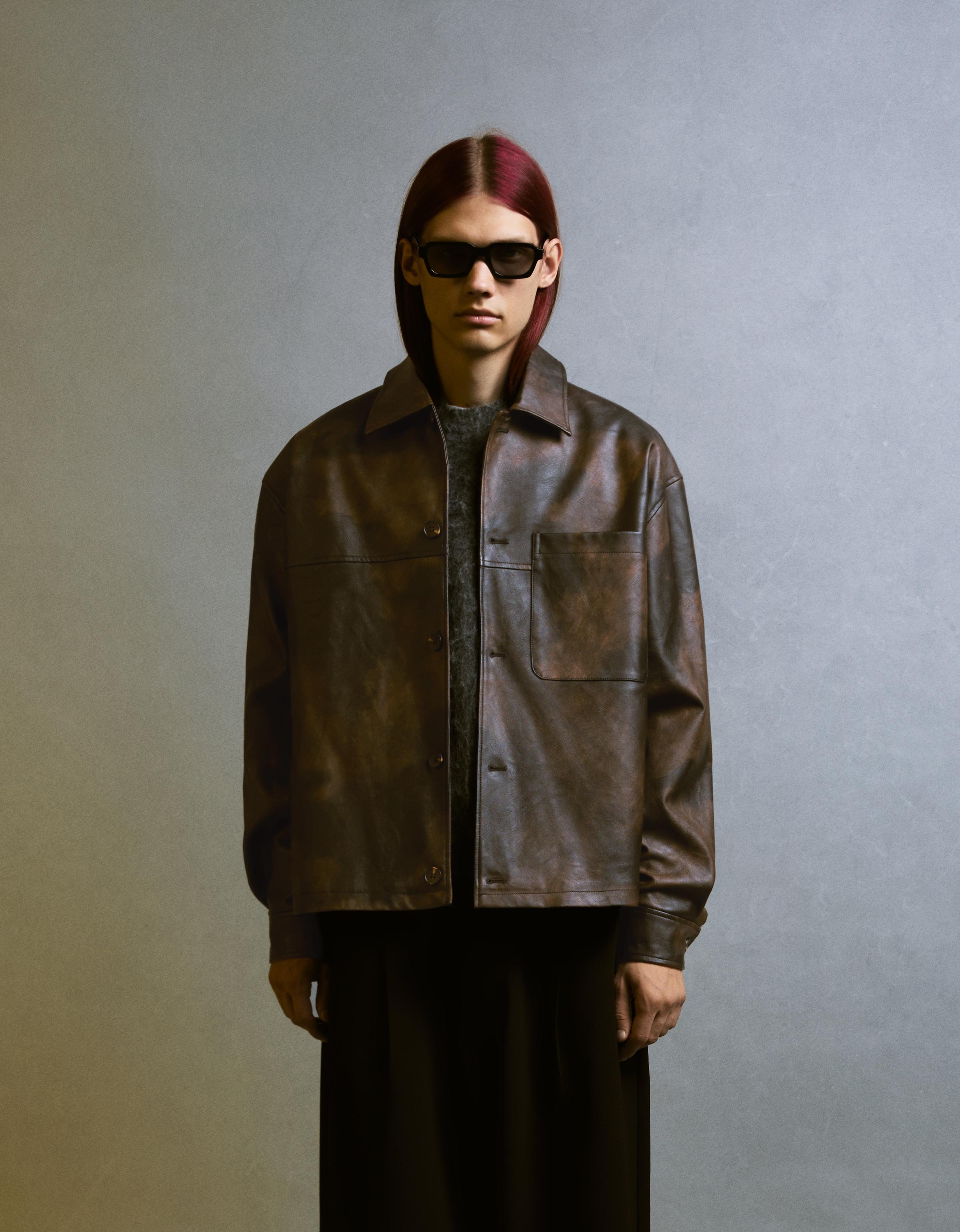 Bershka Hemdjacke Aus Kunstleder Im Boxy-Fit Herren S Braun