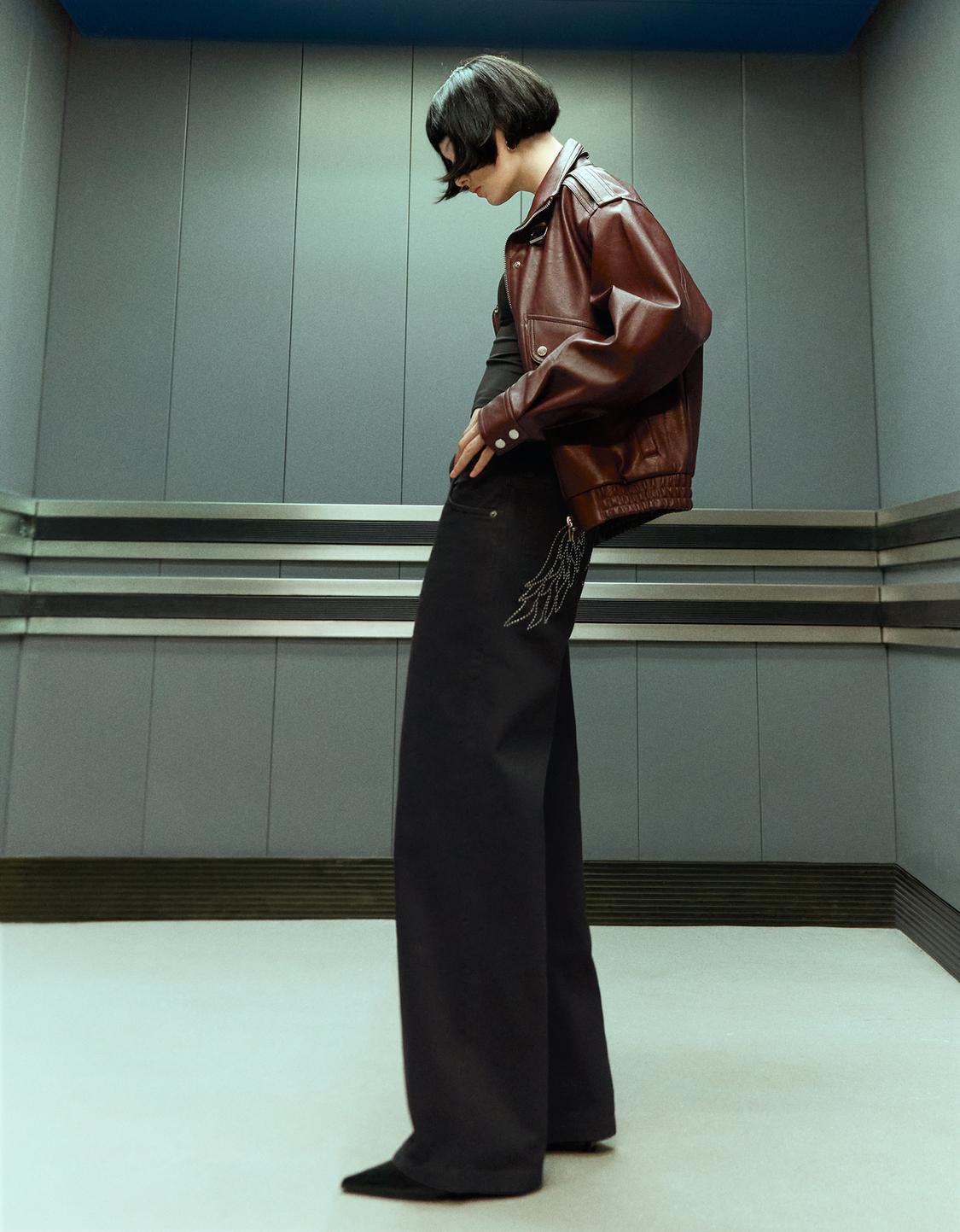 Straight-leg low-waist trousers with rhinestones