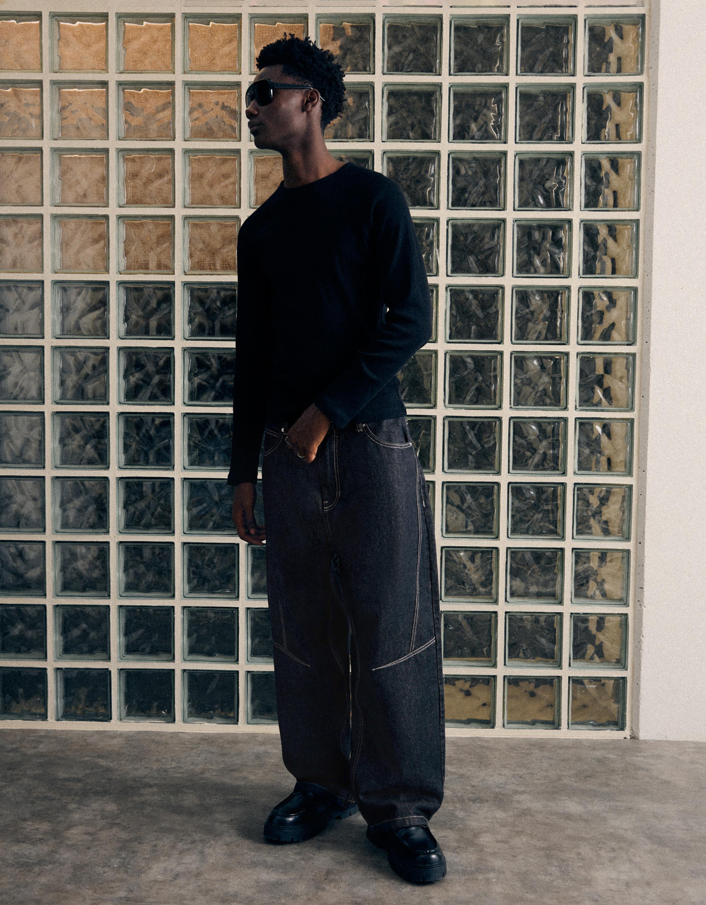 Balloon jeans with seam detail — Navy