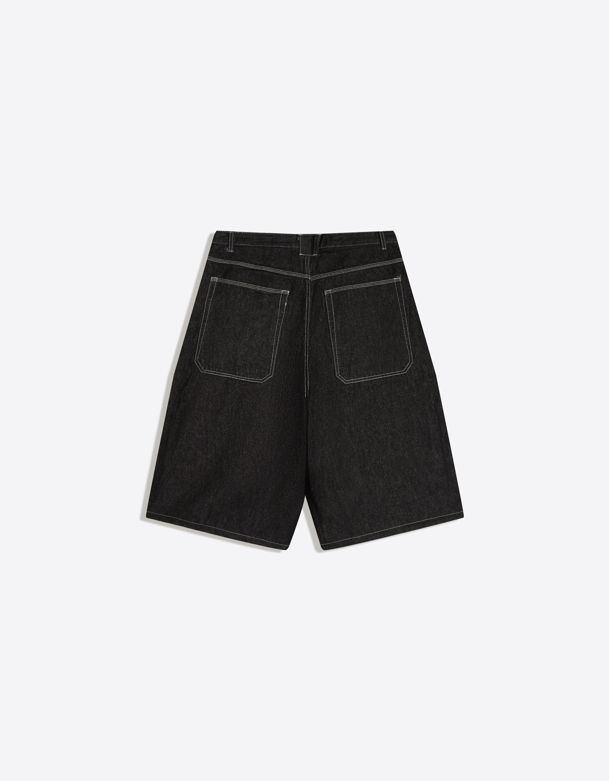 Barrel leg denim Bermuda shorts — Black