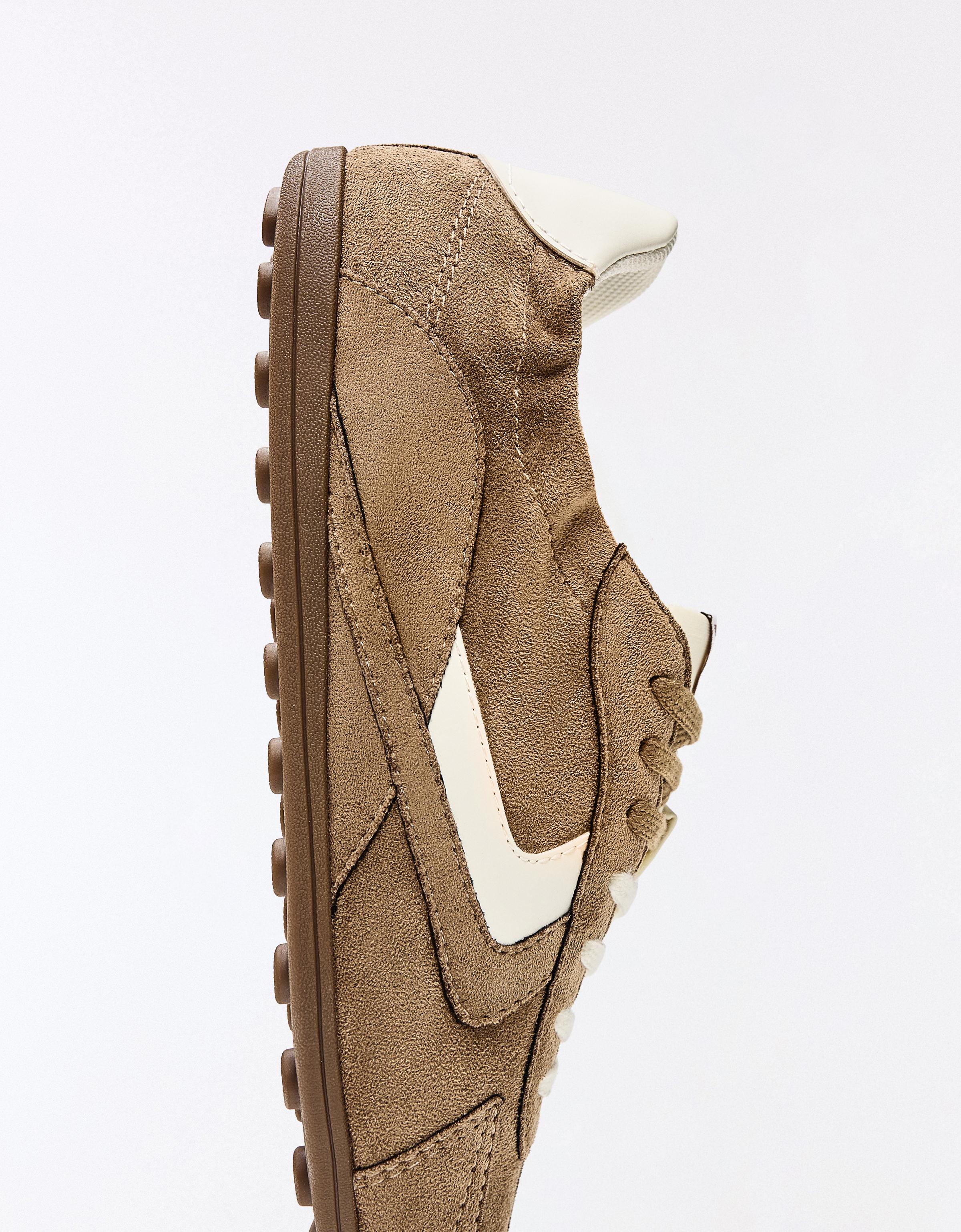 RETRO SLIM SOLE TRAINERS — SAND