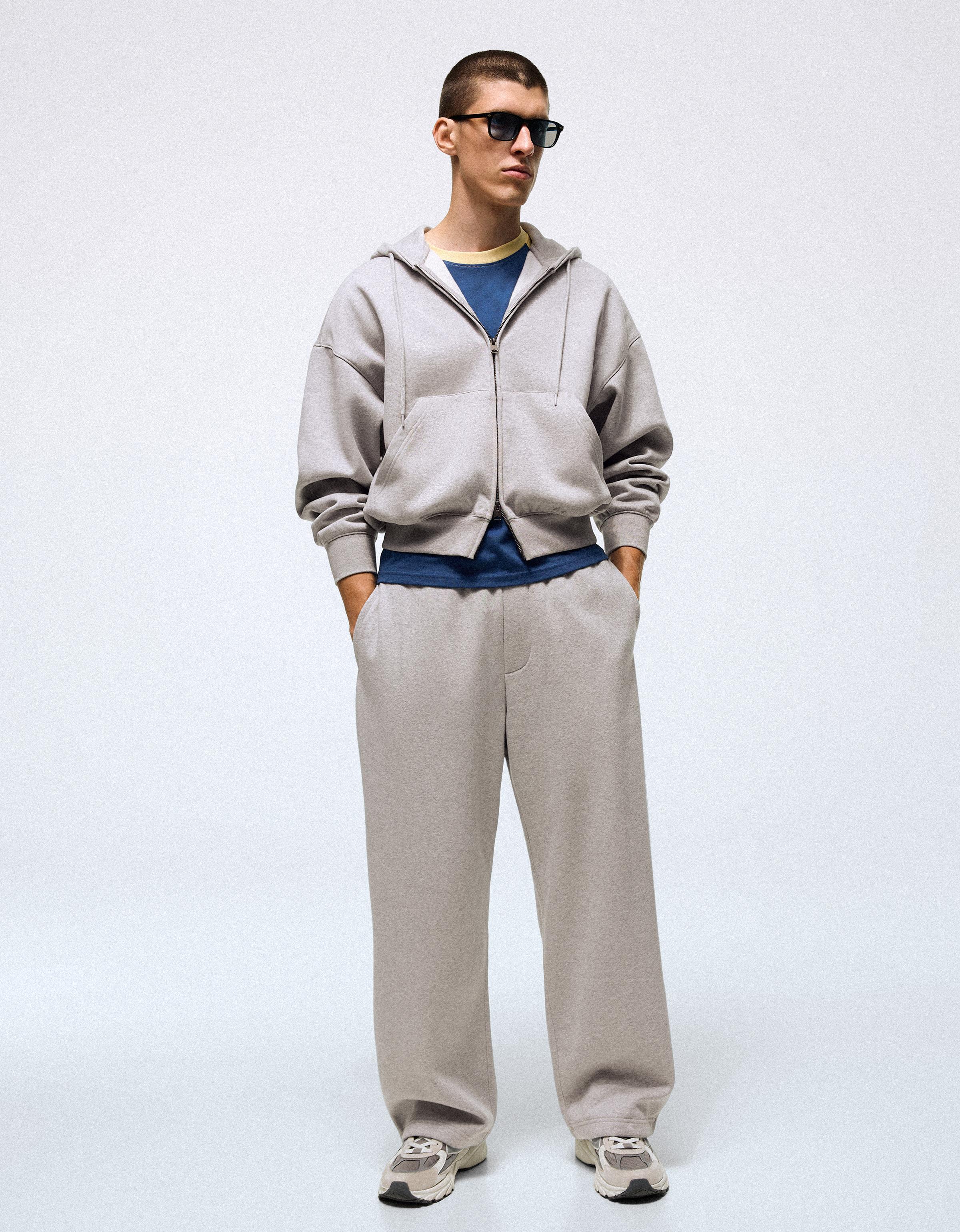 Zip-up hoodie — Grey