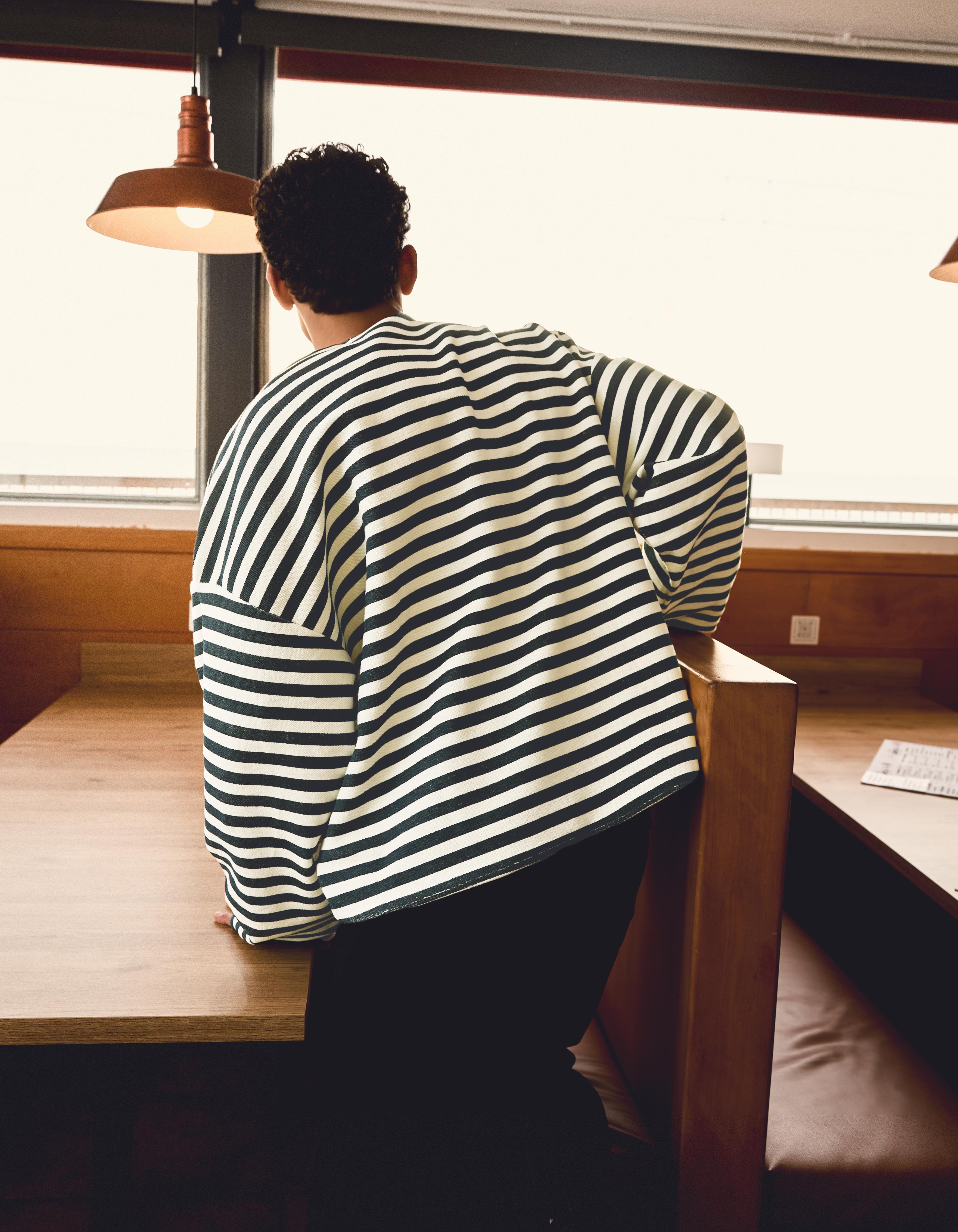 Çizgili bisiklet yaka sweatshirt - Görsel 35